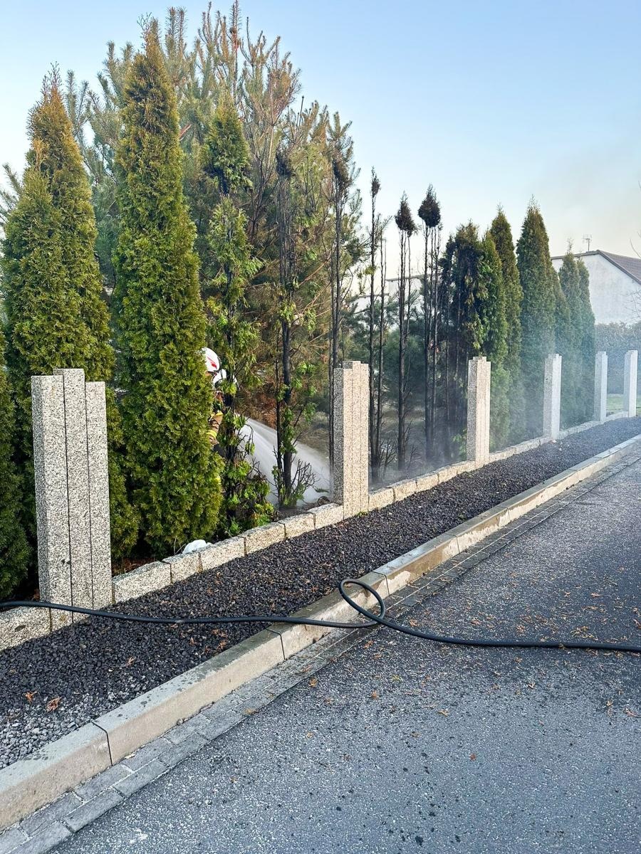 Zdjęcie w galerii na portalu naszraciborz.pl: Podpalenia w Tworkowie. Policja zatrzymała dwóch mężczyzn wiadomości z regionu