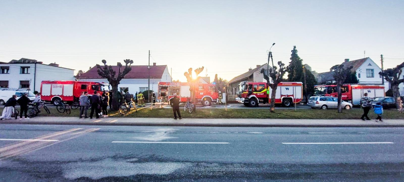 Zdjęcie w galerii na portalu naszraciborz.pl: Podpalenia w Tworkowie. Policja zatrzymała dwóch mężczyzn wiadomości z regionu