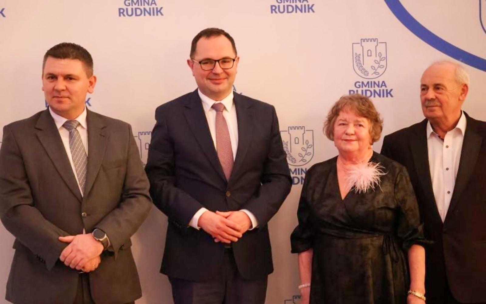 Zdjęcie w galerii na portalu naszraciborz.pl: Fiala Przedsiębiorczości gminy Rudnik w Łanach. Nagrodzono ludzi aktywnych i zaangażowanych wiadomości z regionu