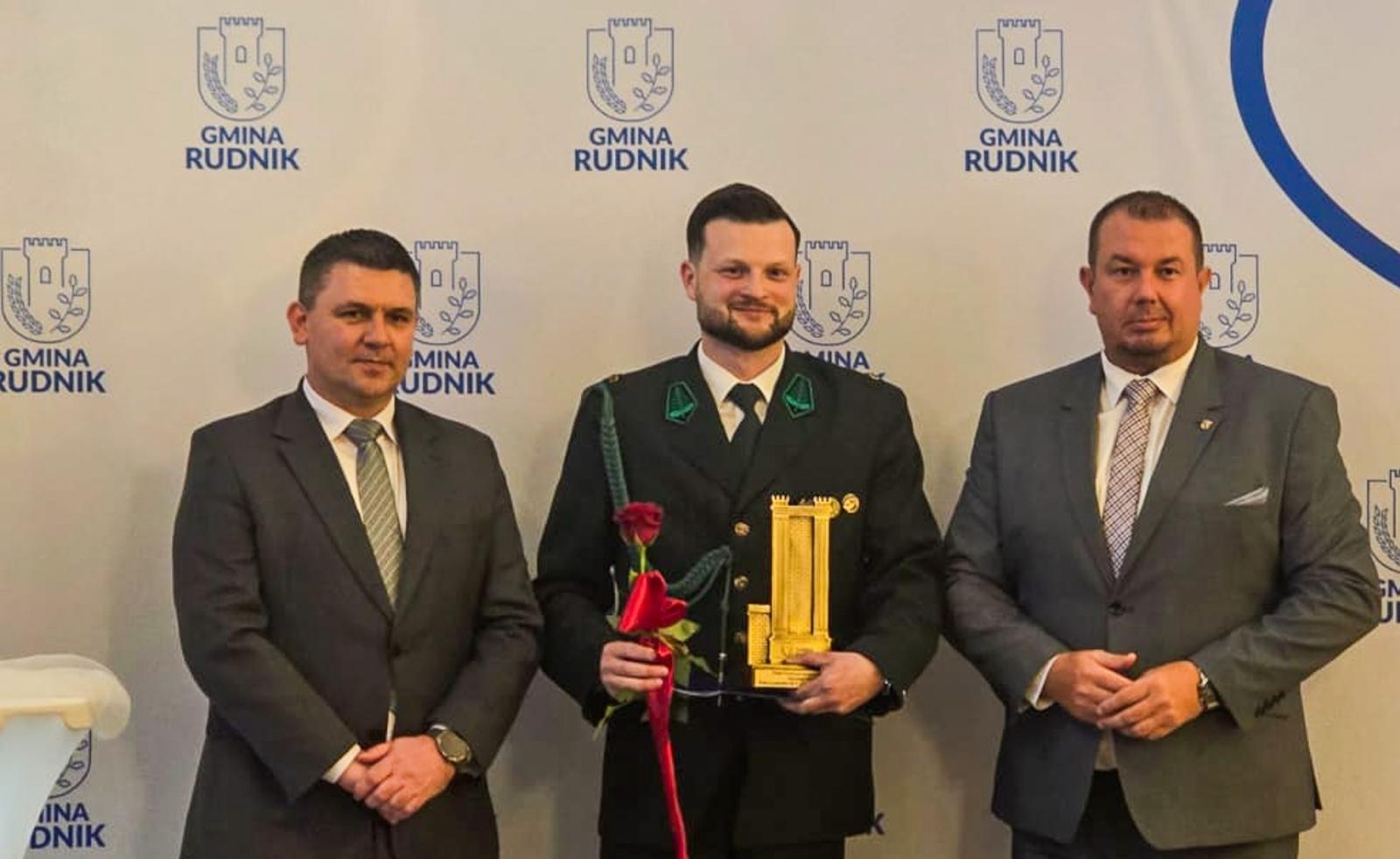 Zdjęcie w galerii na portalu naszraciborz.pl: Fiala Przedsiębiorczości gminy Rudnik w Łanach. Nagrodzono ludzi aktywnych i zaangażowanych wiadomości z regionu