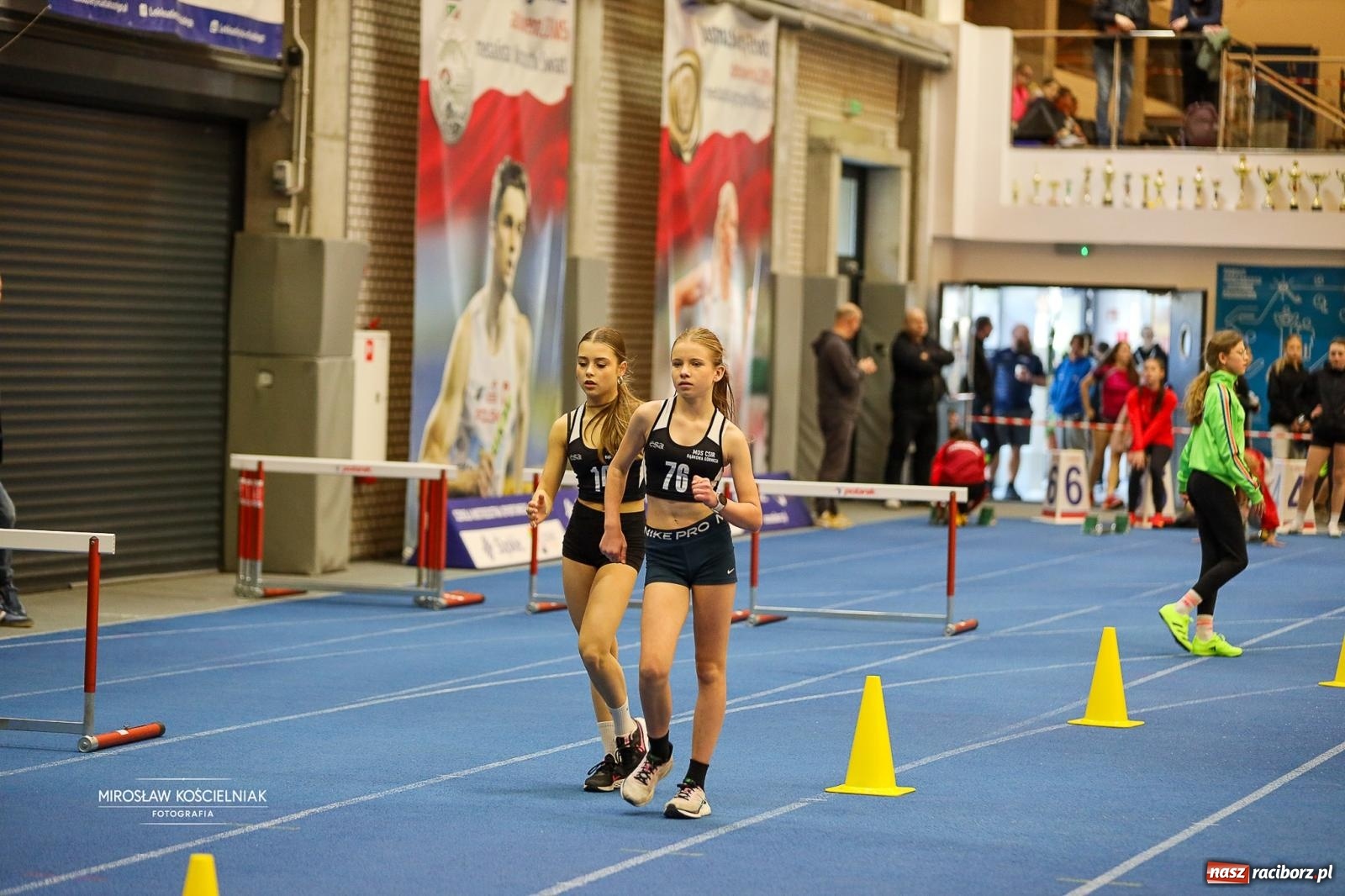 Zdjęcie w galerii na portalu naszraciborz.pl: Lekkoatletyczne Halowe Mistrzostwa Śląska U16 w Raciborzu. Jeden medal gospodarzy [FOTO i WIDEO] wiadomości z regionu