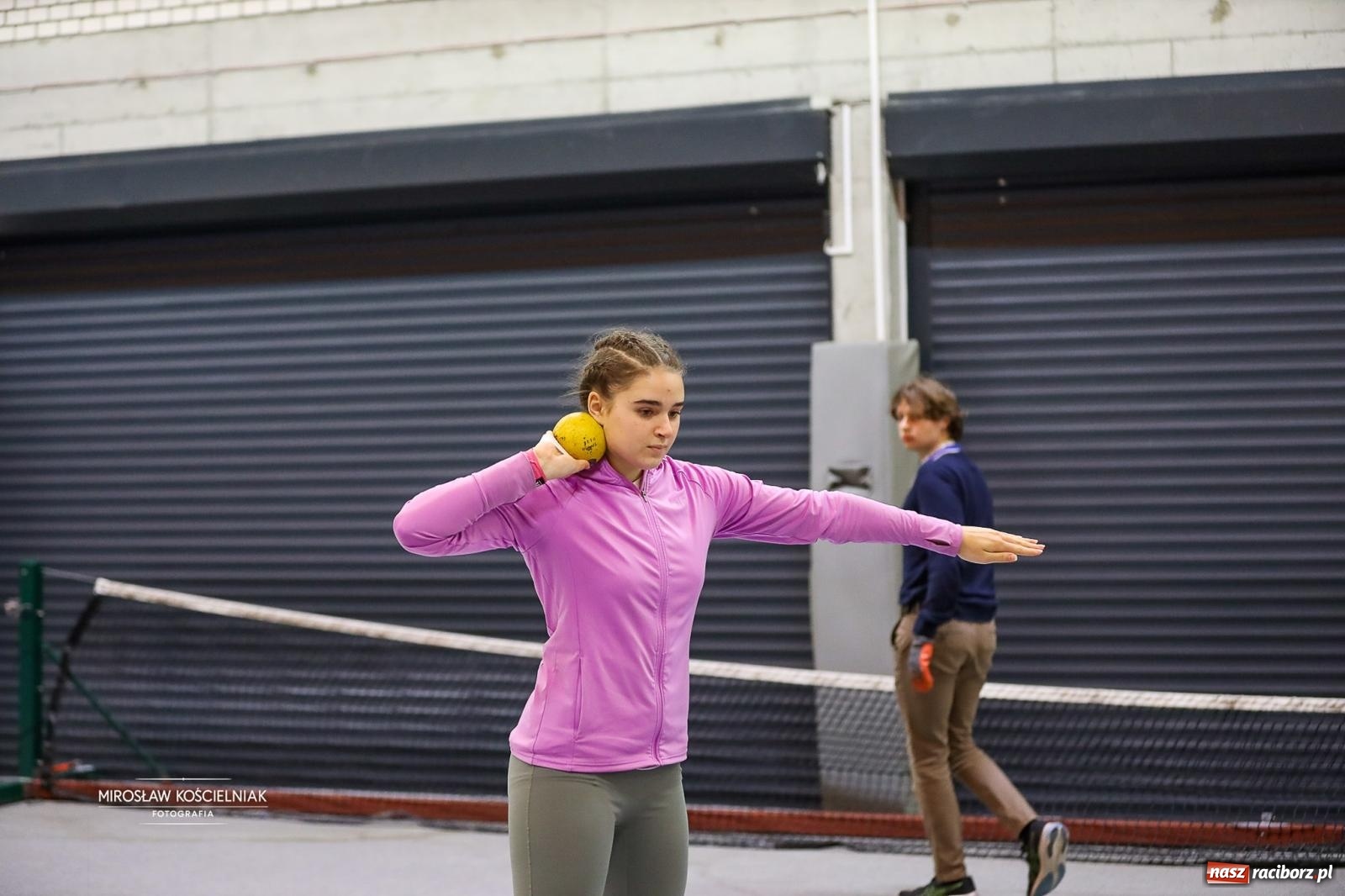 Zdjęcie w galerii na portalu naszraciborz.pl: Lekkoatletyczne Halowe Mistrzostwa Śląska U16 w Raciborzu. Jeden medal gospodarzy [FOTO i WIDEO] wiadomości z regionu