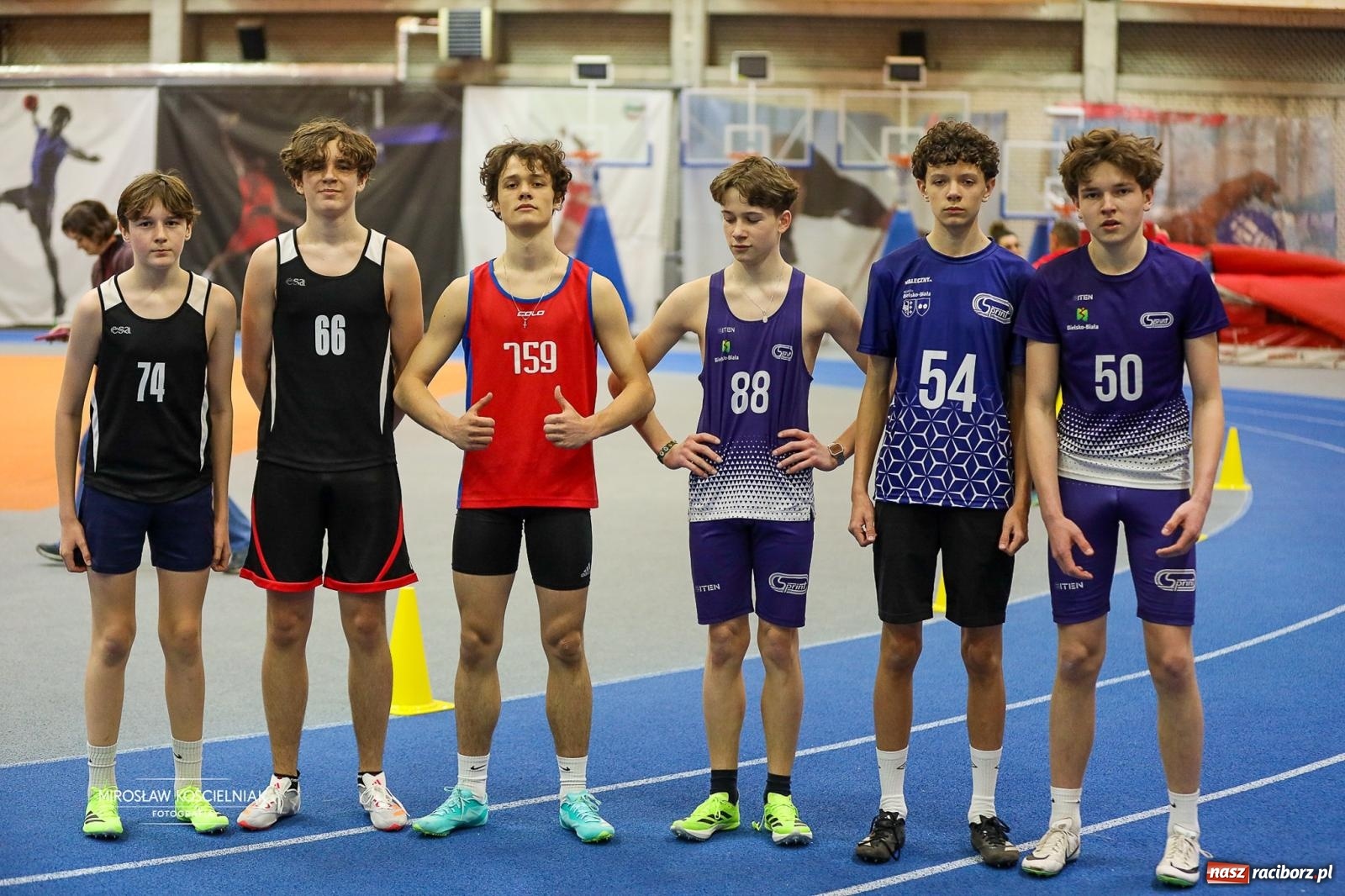 Zdjęcie w galerii na portalu naszraciborz.pl: Lekkoatletyczne Halowe Mistrzostwa Śląska U16 w Raciborzu. Jeden medal gospodarzy [FOTO i WIDEO] wiadomości z regionu