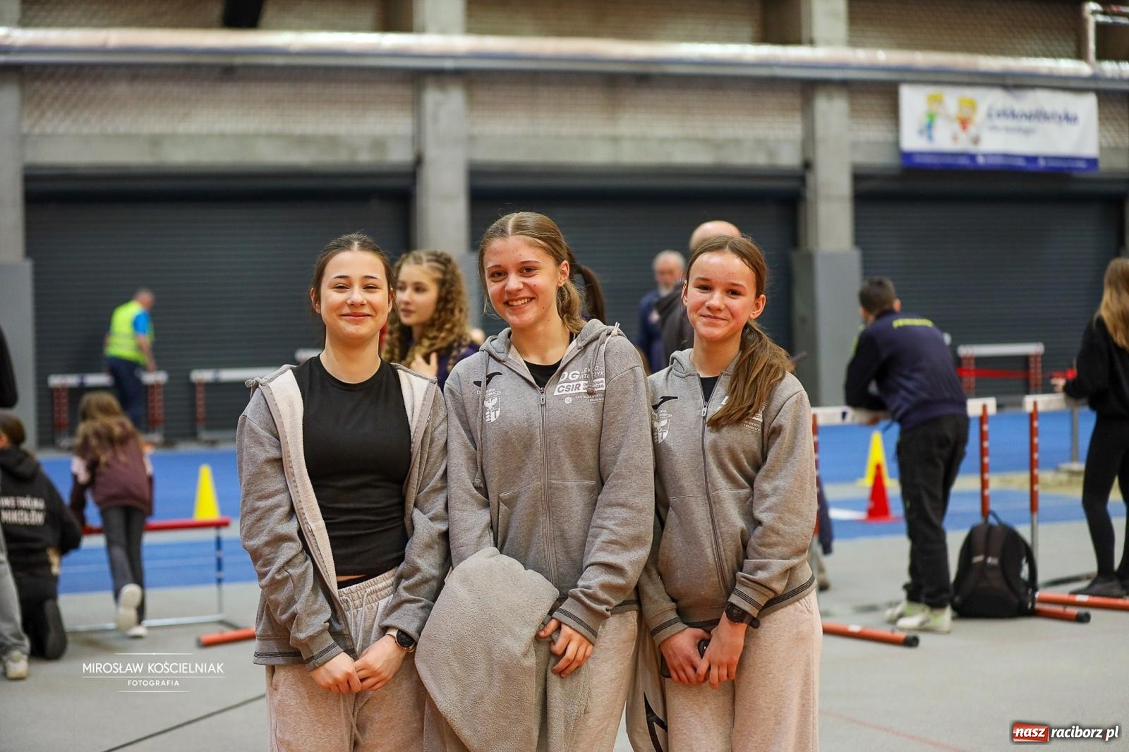 Zdjęcie w galerii na portalu naszraciborz.pl: Lekkoatletyczne Halowe Mistrzostwa Śląska U16 w Raciborzu. Jeden medal gospodarzy [FOTO i WIDEO] wiadomości z regionu