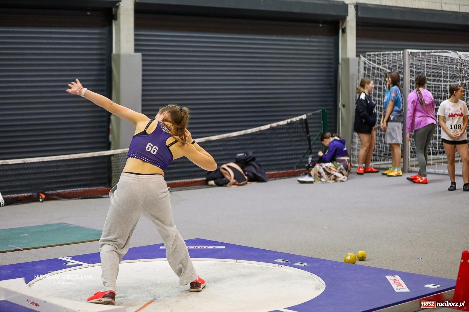 Zdjęcie w galerii na portalu naszraciborz.pl: Lekkoatletyczne Halowe Mistrzostwa Śląska U16 w Raciborzu. Jeden medal gospodarzy [FOTO i WIDEO] wiadomości z regionu