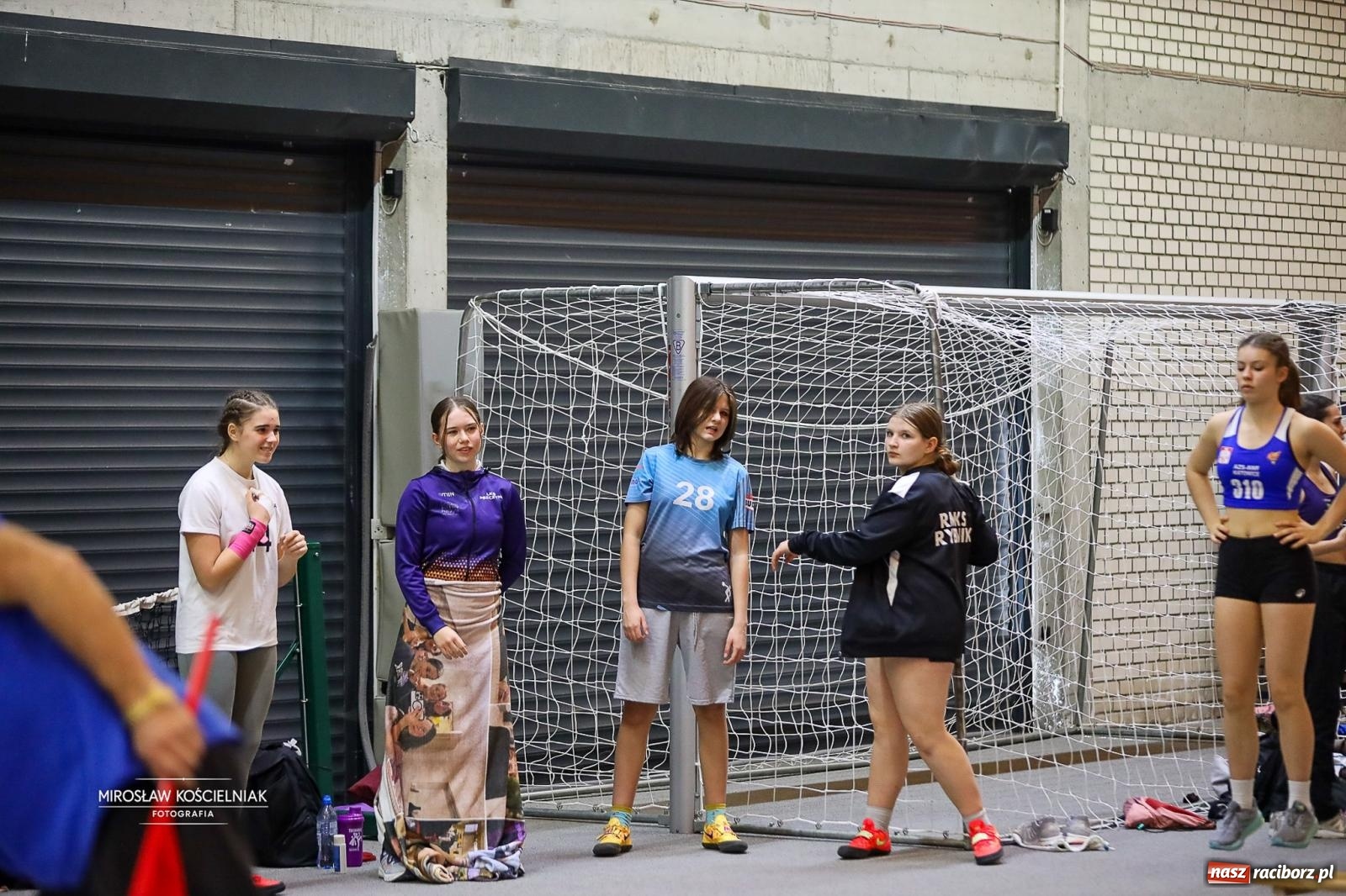 Zdjęcie w galerii na portalu naszraciborz.pl: Lekkoatletyczne Halowe Mistrzostwa Śląska U16 w Raciborzu. Jeden medal gospodarzy [FOTO i WIDEO] wiadomości z regionu