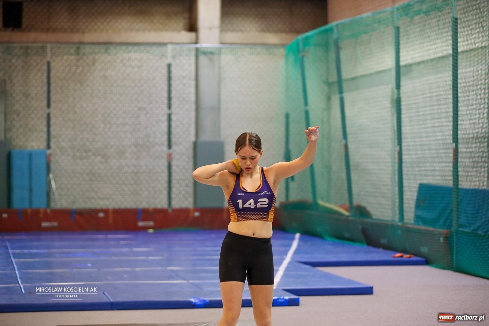 Zdjęcie w galerii na portalu naszraciborz.pl: Lekkoatletyczne Halowe Mistrzostwa Śląska U16 w Raciborzu. Jeden medal gospodarzy [FOTO i WIDEO] wiadomości z regionu