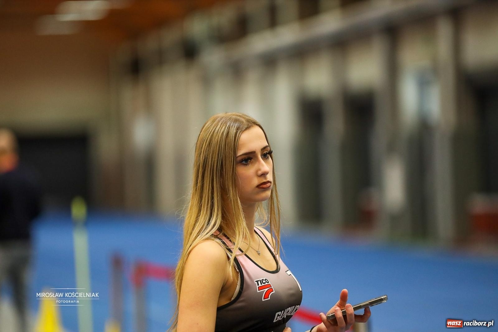 Zdjęcie w galerii na portalu naszraciborz.pl: Lekkoatletyczne Halowe Mistrzostwa Śląska U16 w Raciborzu. Jeden medal gospodarzy [FOTO i WIDEO] wiadomości z regionu