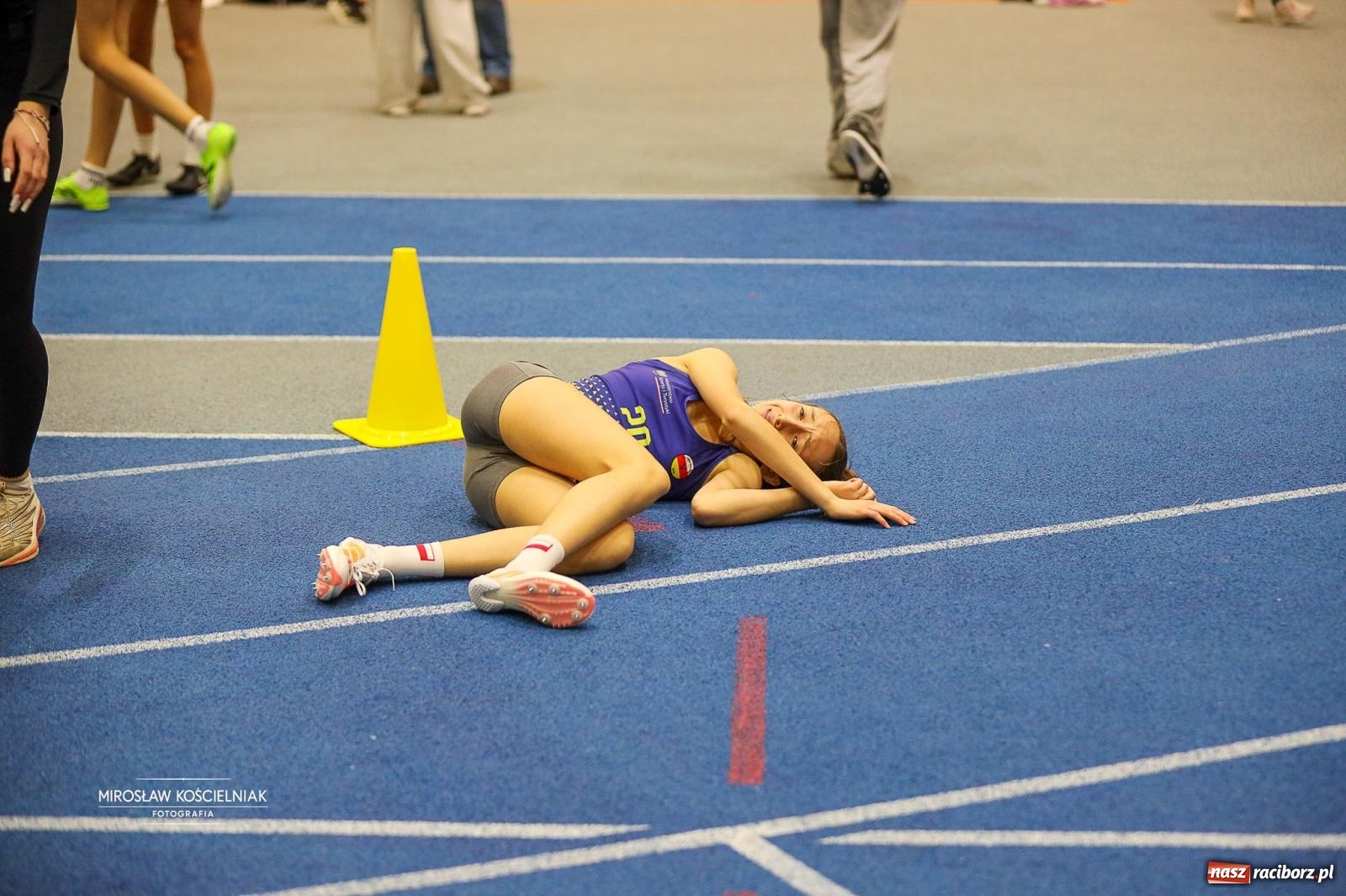 Zdjęcie w galerii na portalu naszraciborz.pl: Lekkoatletyczne Halowe Mistrzostwa Śląska U16 w Raciborzu. Jeden medal gospodarzy [FOTO i WIDEO] wiadomości z regionu