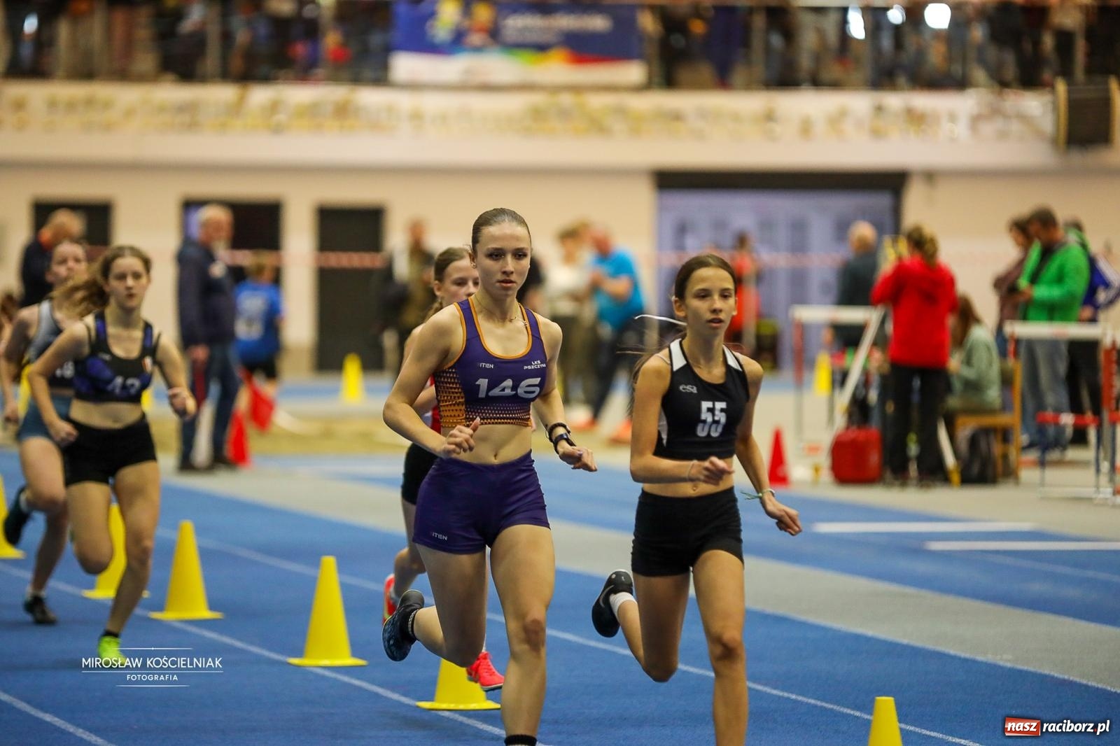 Zdjęcie w galerii na portalu naszraciborz.pl: Lekkoatletyczne Halowe Mistrzostwa Śląska U16 w Raciborzu. Jeden medal gospodarzy [FOTO i WIDEO] wiadomości z regionu