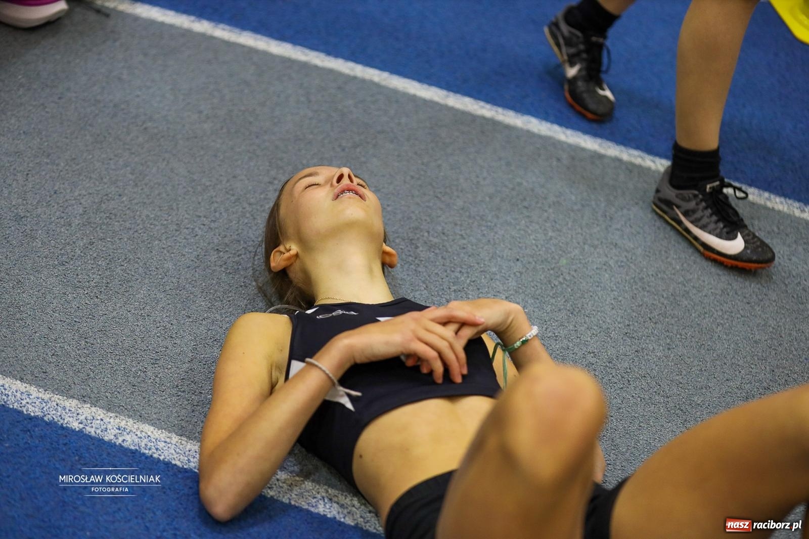 Zdjęcie w galerii na portalu naszraciborz.pl: Lekkoatletyczne Halowe Mistrzostwa Śląska U16 w Raciborzu. Jeden medal gospodarzy [FOTO i WIDEO] wiadomości z regionu