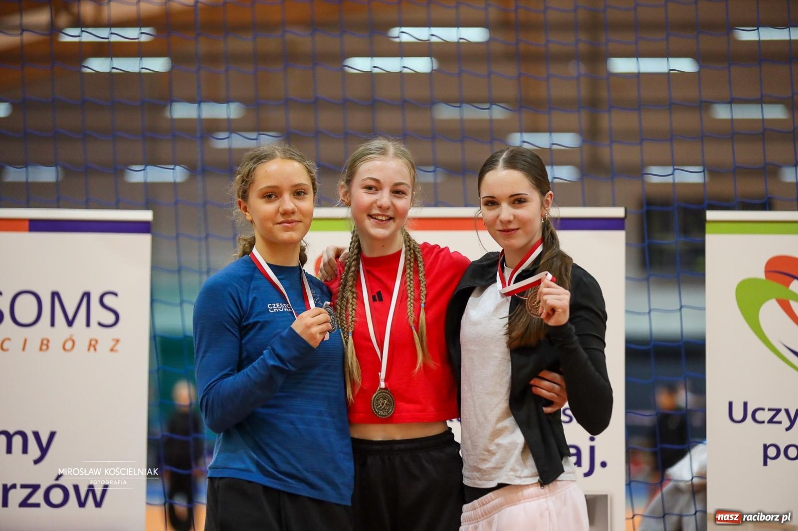 Zdjęcie w galerii na portalu naszraciborz.pl: Lekkoatletyczne Halowe Mistrzostwa Śląska U16 w Raciborzu. Jeden medal gospodarzy [FOTO i WIDEO] wiadomości z regionu