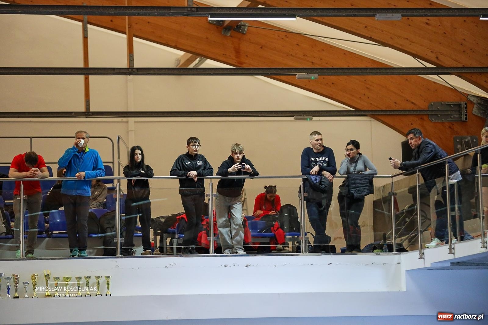 Zdjęcie w galerii na portalu naszraciborz.pl: Lekkoatletyczne Halowe Mistrzostwa Śląska U16 w Raciborzu. Jeden medal gospodarzy [FOTO i WIDEO] wiadomości z regionu