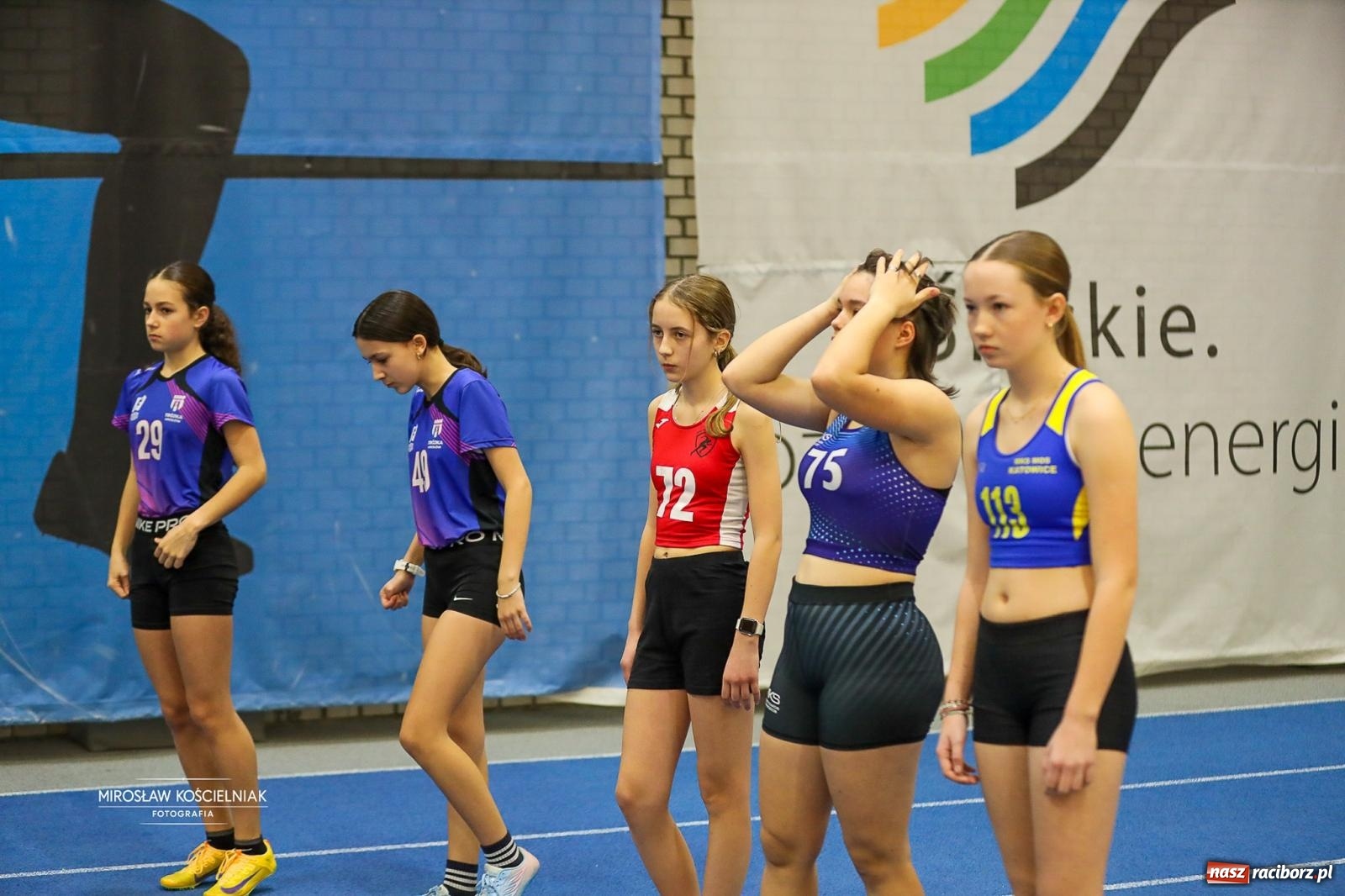 Zdjęcie w galerii na portalu naszraciborz.pl: Lekkoatletyczne Halowe Mistrzostwa Śląska U16 w Raciborzu. Jeden medal gospodarzy [FOTO i WIDEO] wiadomości z regionu