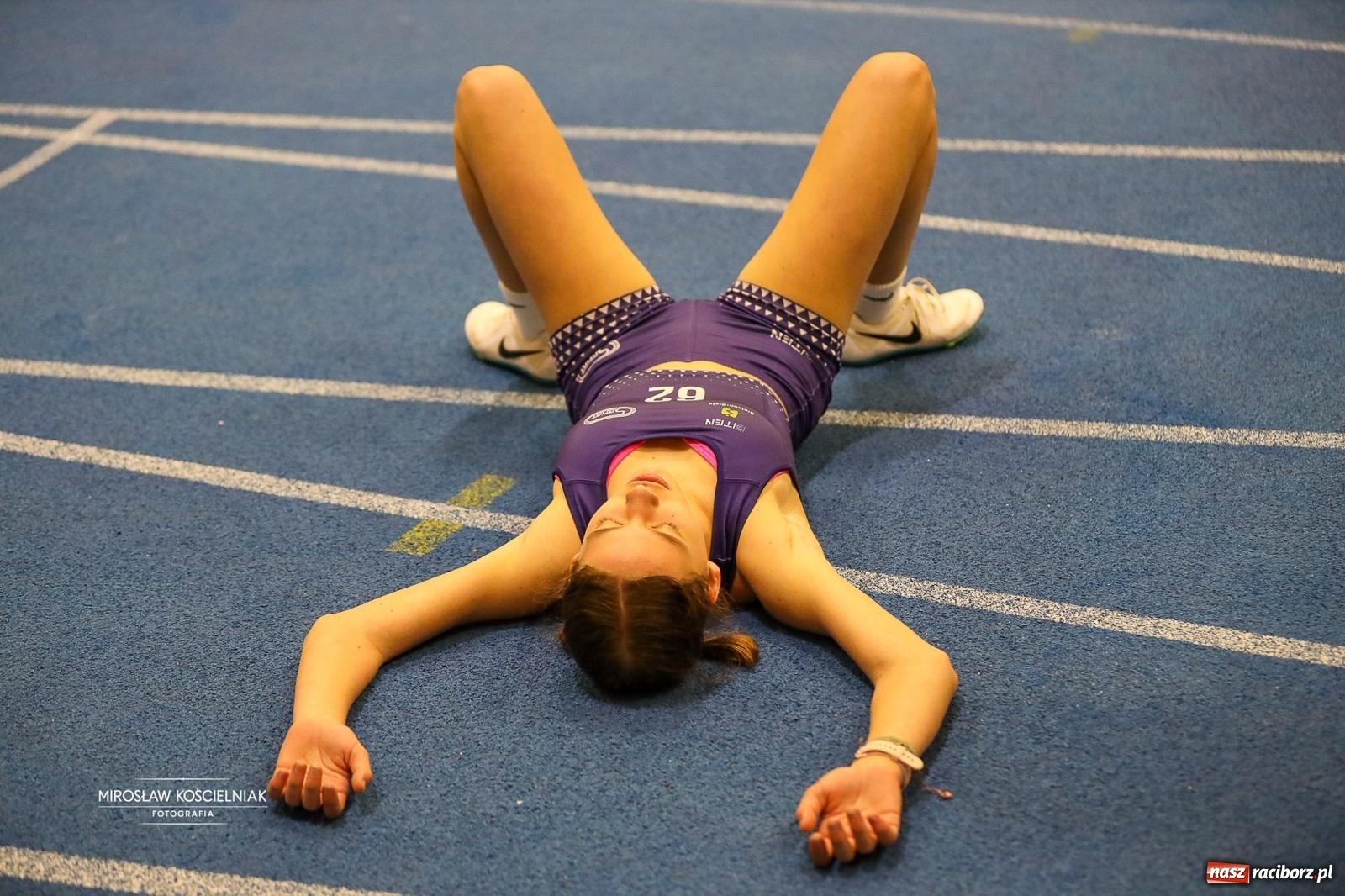 Zdjęcie w galerii na portalu naszraciborz.pl: Lekkoatletyczne Halowe Mistrzostwa Śląska U16 w Raciborzu. Jeden medal gospodarzy [FOTO i WIDEO] wiadomości z regionu
