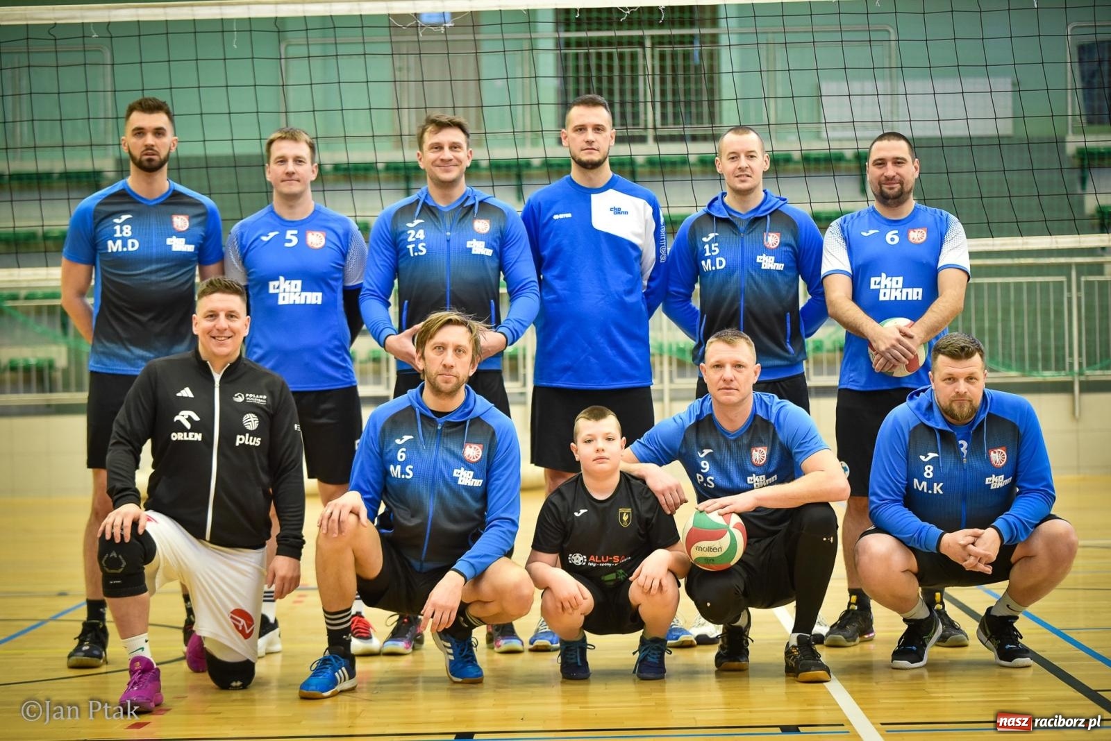 Zdjęcie w galerii na portalu naszraciborz.pl: Tokai Cobex najlepszy w XIII Turnieju Siatkarskim Zakładów Pracy i Służb Mundurowych w Raciborzu wiadomości z regionu