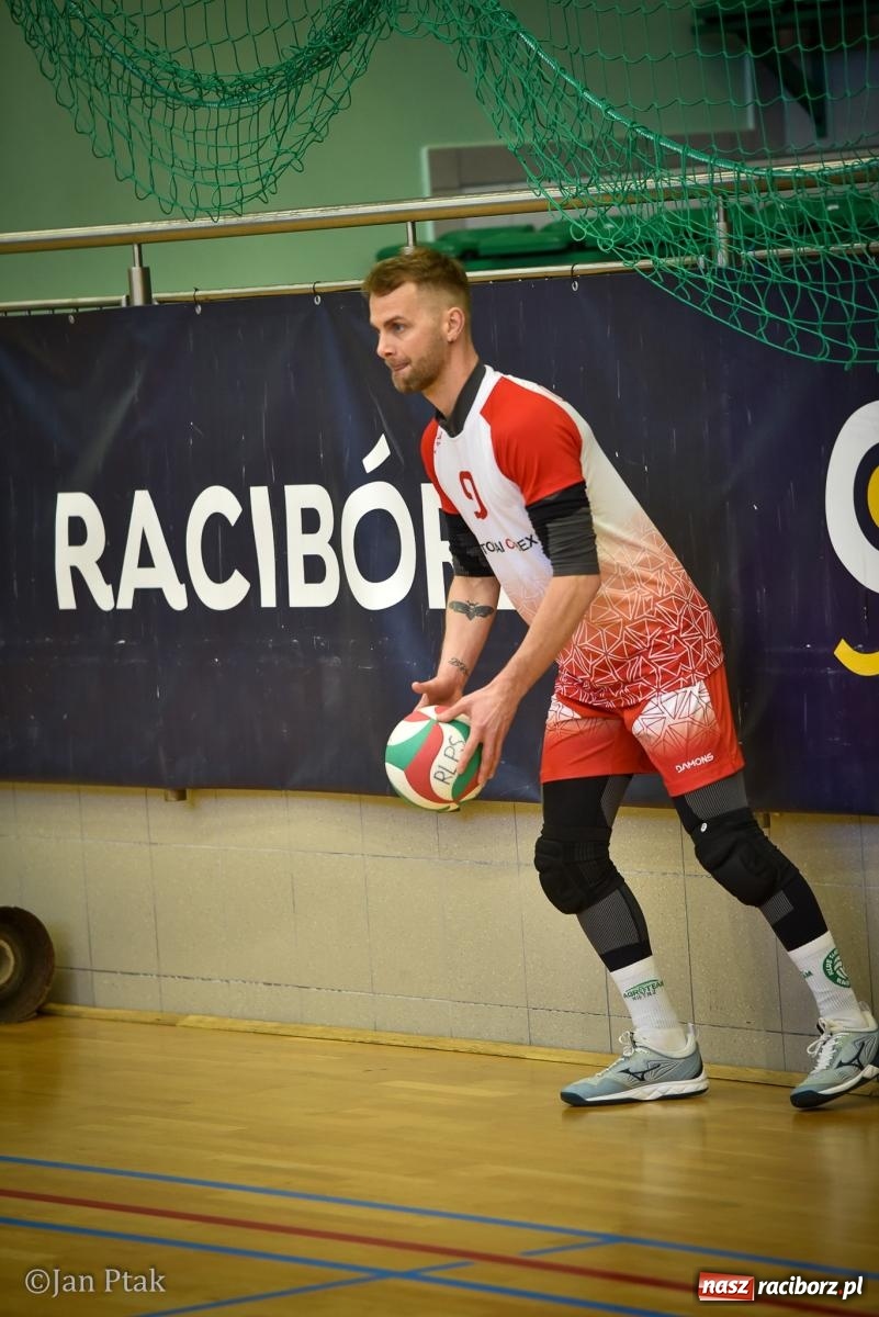 Zdjęcie w galerii na portalu naszraciborz.pl: Tokai Cobex najlepszy w XIII Turnieju Siatkarskim Zakładów Pracy i Służb Mundurowych w Raciborzu wiadomości z regionu