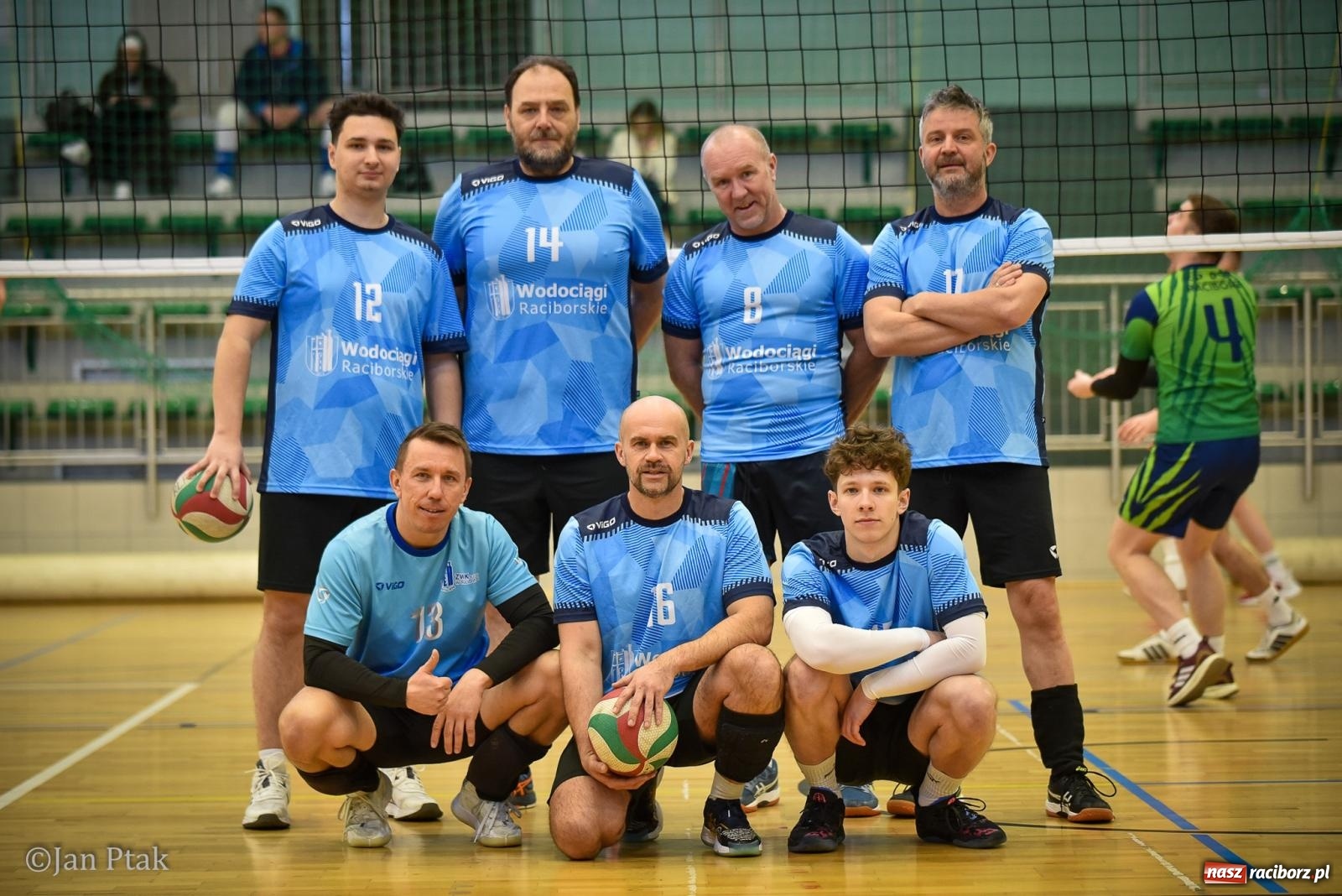 Zdjęcie w galerii na portalu naszraciborz.pl: Tokai Cobex najlepszy w XIII Turnieju Siatkarskim Zakładów Pracy i Służb Mundurowych w Raciborzu wiadomości z regionu
