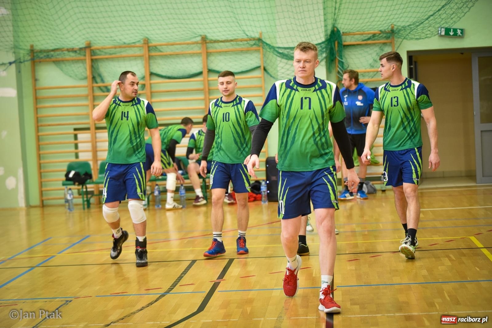 Zdjęcie w galerii na portalu naszraciborz.pl: Tokai Cobex najlepszy w XIII Turnieju Siatkarskim Zakładów Pracy i Służb Mundurowych w Raciborzu wiadomości z regionu