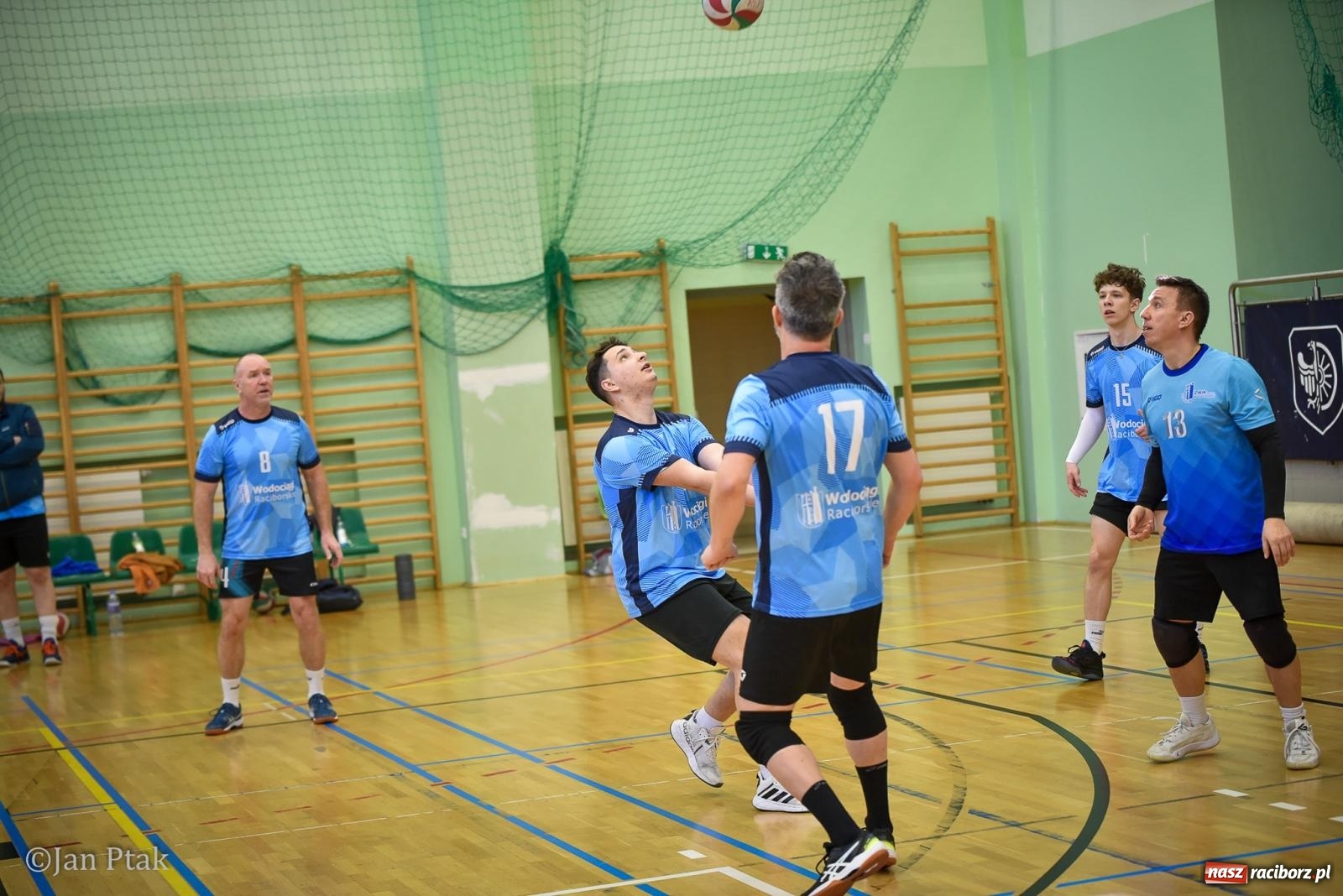 Zdjęcie w galerii na portalu naszraciborz.pl: Tokai Cobex najlepszy w XIII Turnieju Siatkarskim Zakładów Pracy i Służb Mundurowych w Raciborzu wiadomości z regionu