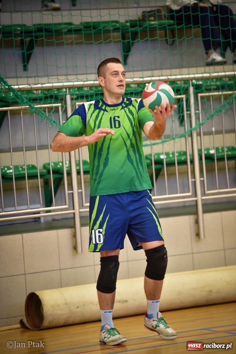 Zdjęcie w galerii na portalu naszraciborz.pl: Tokai Cobex najlepszy w XIII Turnieju Siatkarskim Zakładów Pracy i Służb Mundurowych w Raciborzu wiadomości z regionu