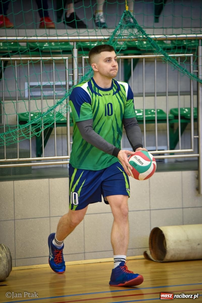 Zdjęcie w galerii na portalu naszraciborz.pl: Tokai Cobex najlepszy w XIII Turnieju Siatkarskim Zakładów Pracy i Służb Mundurowych w Raciborzu wiadomości z regionu