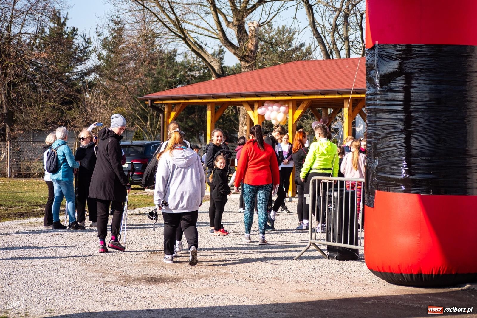 Zdjęcie w galerii na portalu naszraciborz.pl: Pierwszy Bieg Kobiet w Zawadzie Książęcej. Aktywność, integracja i dobra energia [FOTO] wiadomości z regionu
