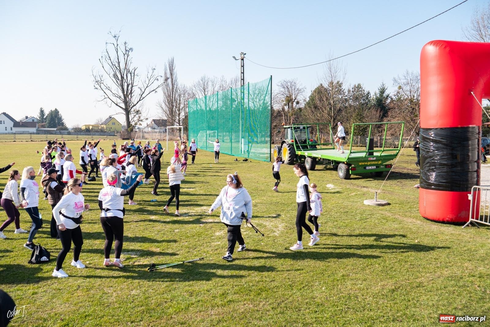 Zdjęcie w galerii na portalu naszraciborz.pl: Pierwszy Bieg Kobiet w Zawadzie Książęcej. Aktywność, integracja i dobra energia [FOTO] wiadomości z regionu