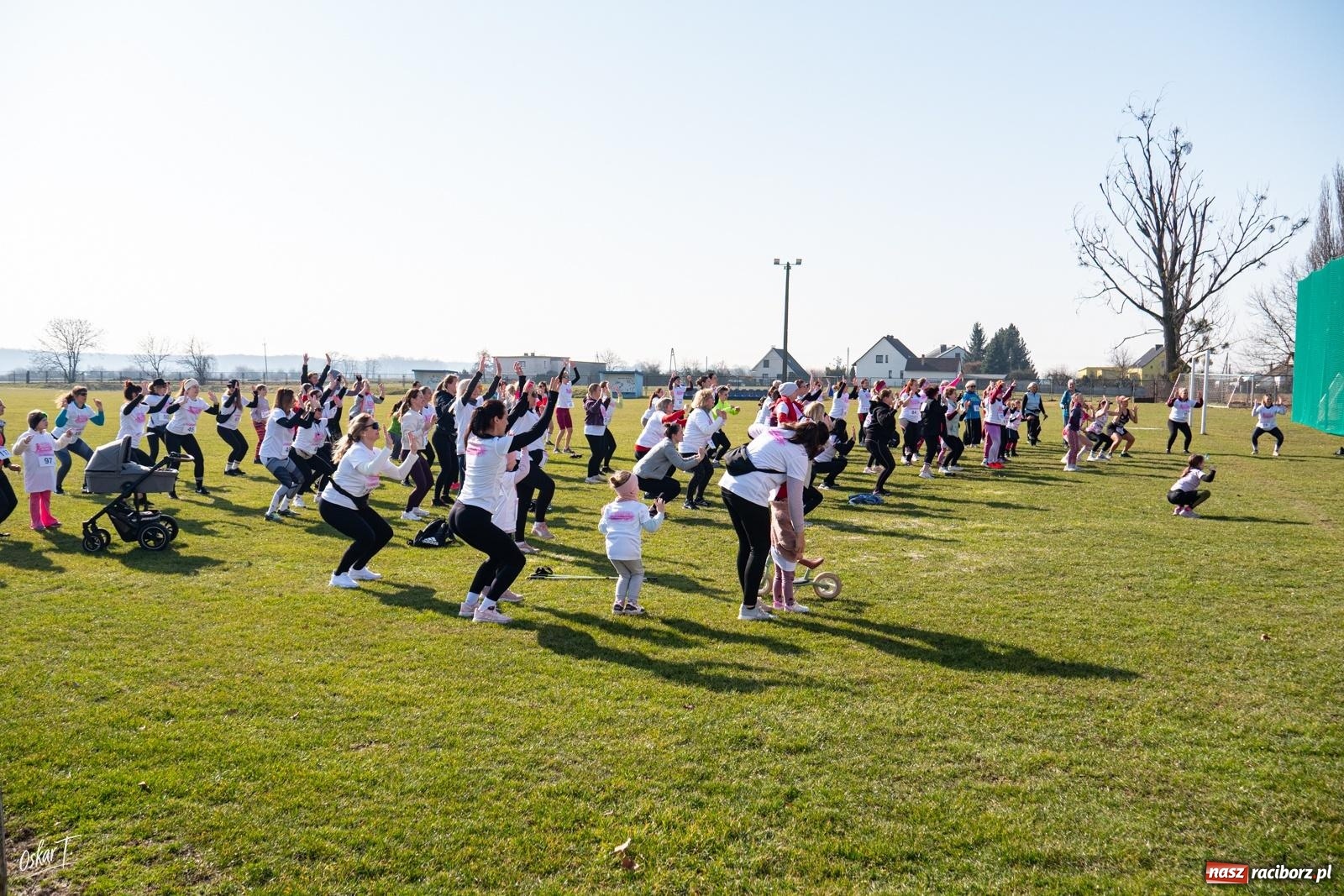 Zdjęcie w galerii na portalu naszraciborz.pl: Pierwszy Bieg Kobiet w Zawadzie Książęcej. Aktywność, integracja i dobra energia [FOTO] wiadomości z regionu