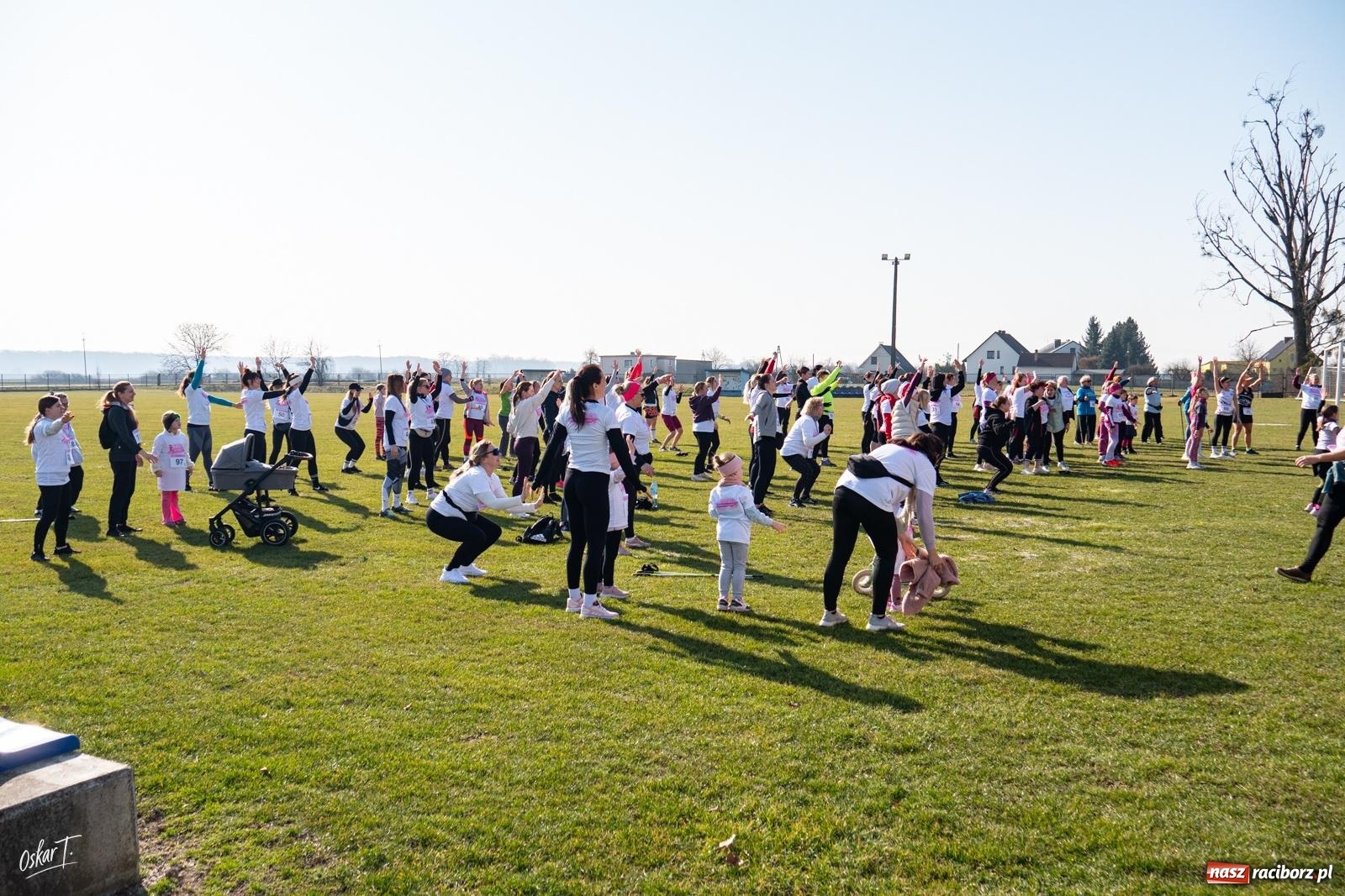 Zdjęcie w galerii na portalu naszraciborz.pl: Pierwszy Bieg Kobiet w Zawadzie Książęcej. Aktywność, integracja i dobra energia [FOTO] wiadomości z regionu