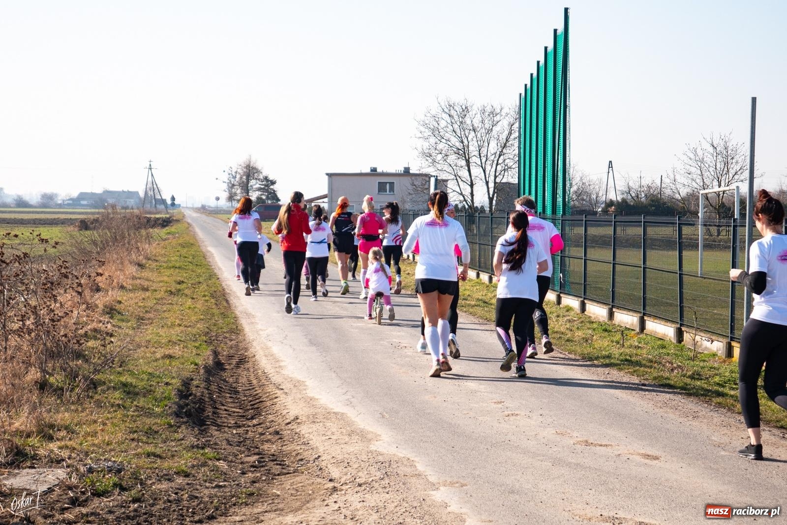 Zdjęcie w galerii na portalu naszraciborz.pl: Pierwszy Bieg Kobiet w Zawadzie Książęcej. Aktywność, integracja i dobra energia [FOTO] wiadomości z regionu