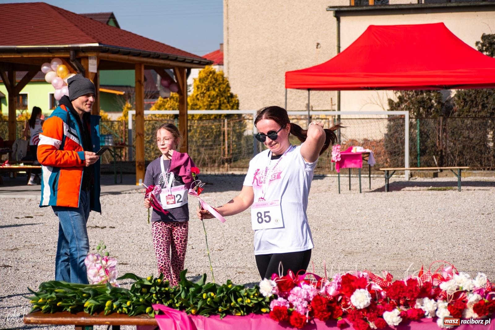 Zdjęcie w galerii na portalu naszraciborz.pl: Pierwszy Bieg Kobiet w Zawadzie Książęcej. Aktywność, integracja i dobra energia [FOTO] wiadomości z regionu