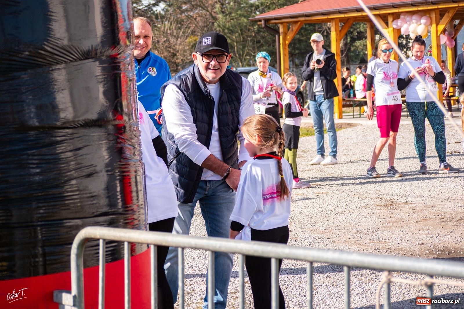 Zdjęcie w galerii na portalu naszraciborz.pl: Pierwszy Bieg Kobiet w Zawadzie Książęcej. Aktywność, integracja i dobra energia [FOTO] wiadomości z regionu