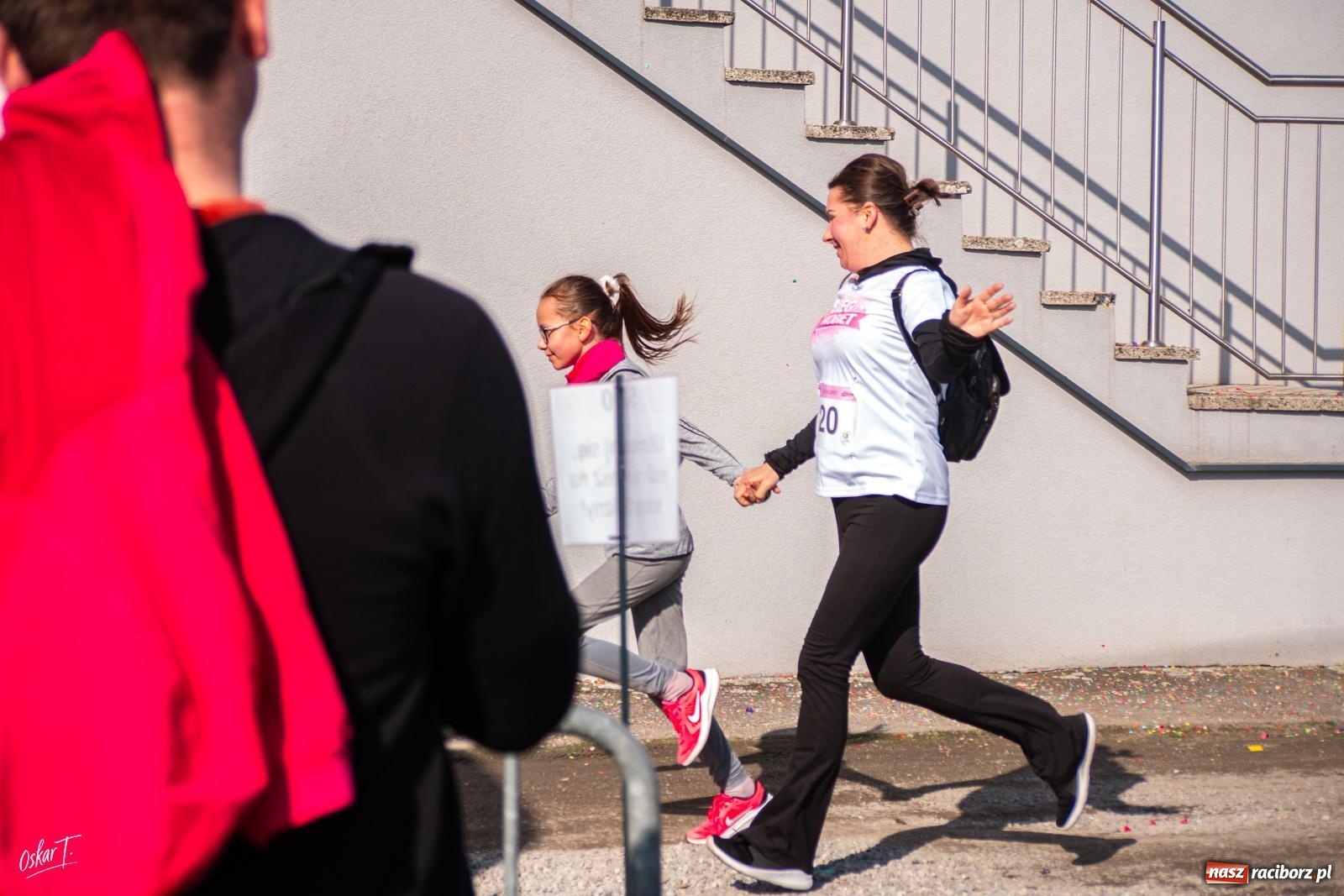 Zdjęcie w galerii na portalu naszraciborz.pl: Pierwszy Bieg Kobiet w Zawadzie Książęcej. Aktywność, integracja i dobra energia [FOTO] wiadomości z regionu