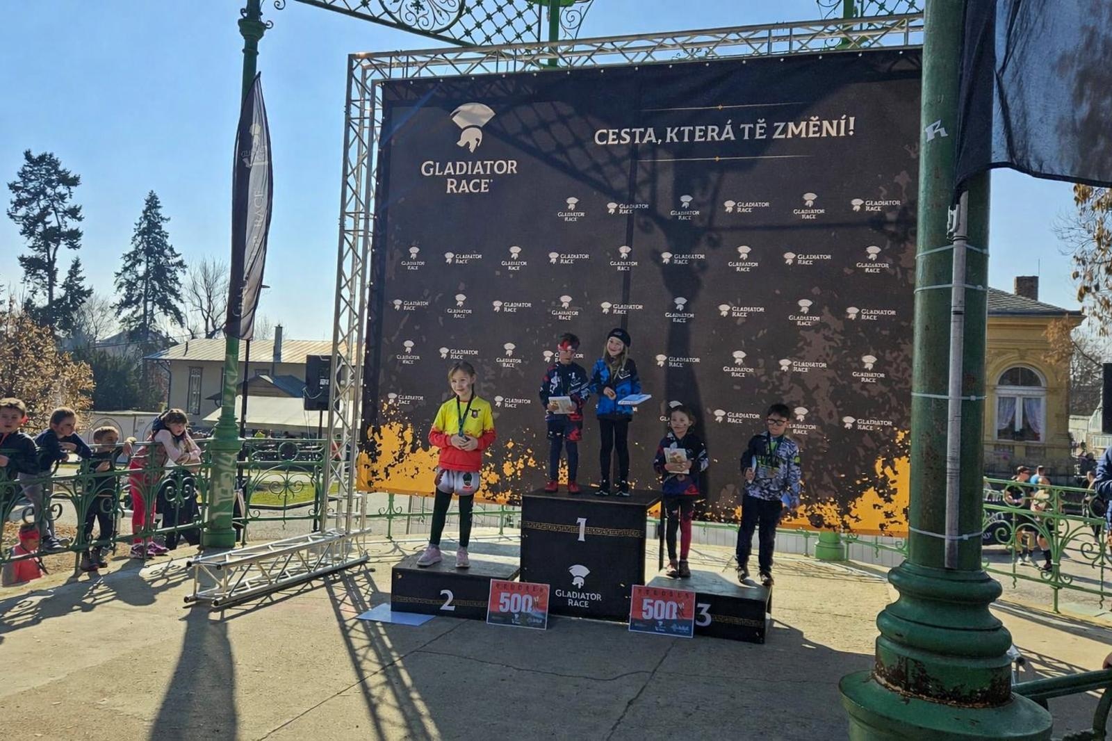 Zdjęcie w galerii na portalu naszraciborz.pl: Raciborzanie z sukcesami na pierwszym biegu Gladiator Race w Ołomuńcu wiadomości z regionu