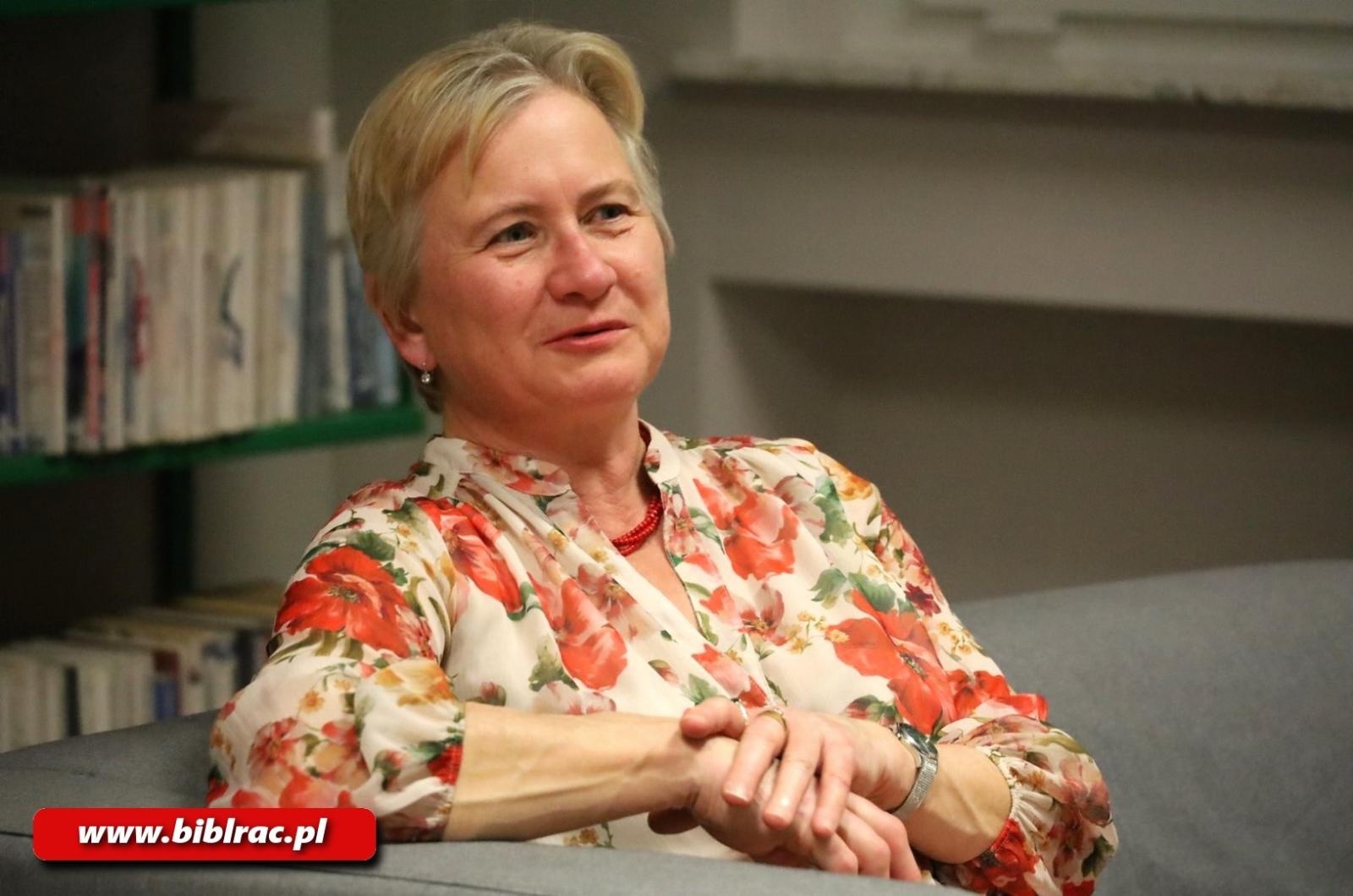 Zdjęcie w galerii na portalu naszraciborz.pl: Dzień Kobiet z Książką - spotkanie autorskie z Danutą Chlupową wiadomości z regionu