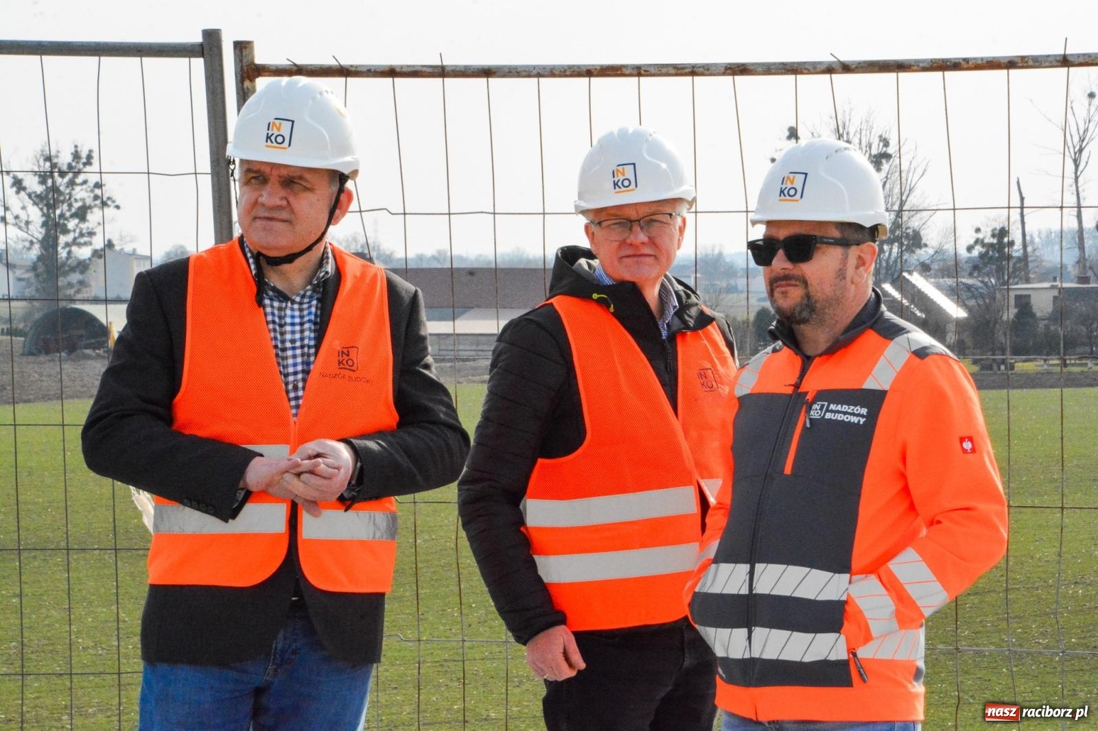 Zdjęcie w galerii na portalu naszraciborz.pl: Most, który udźwignie kolumnę Abramsów: Finał nasuwania segmentów na moście Grzegorzowice-Ciechowice [FOTO i WIDEO] wiadomości z regionu