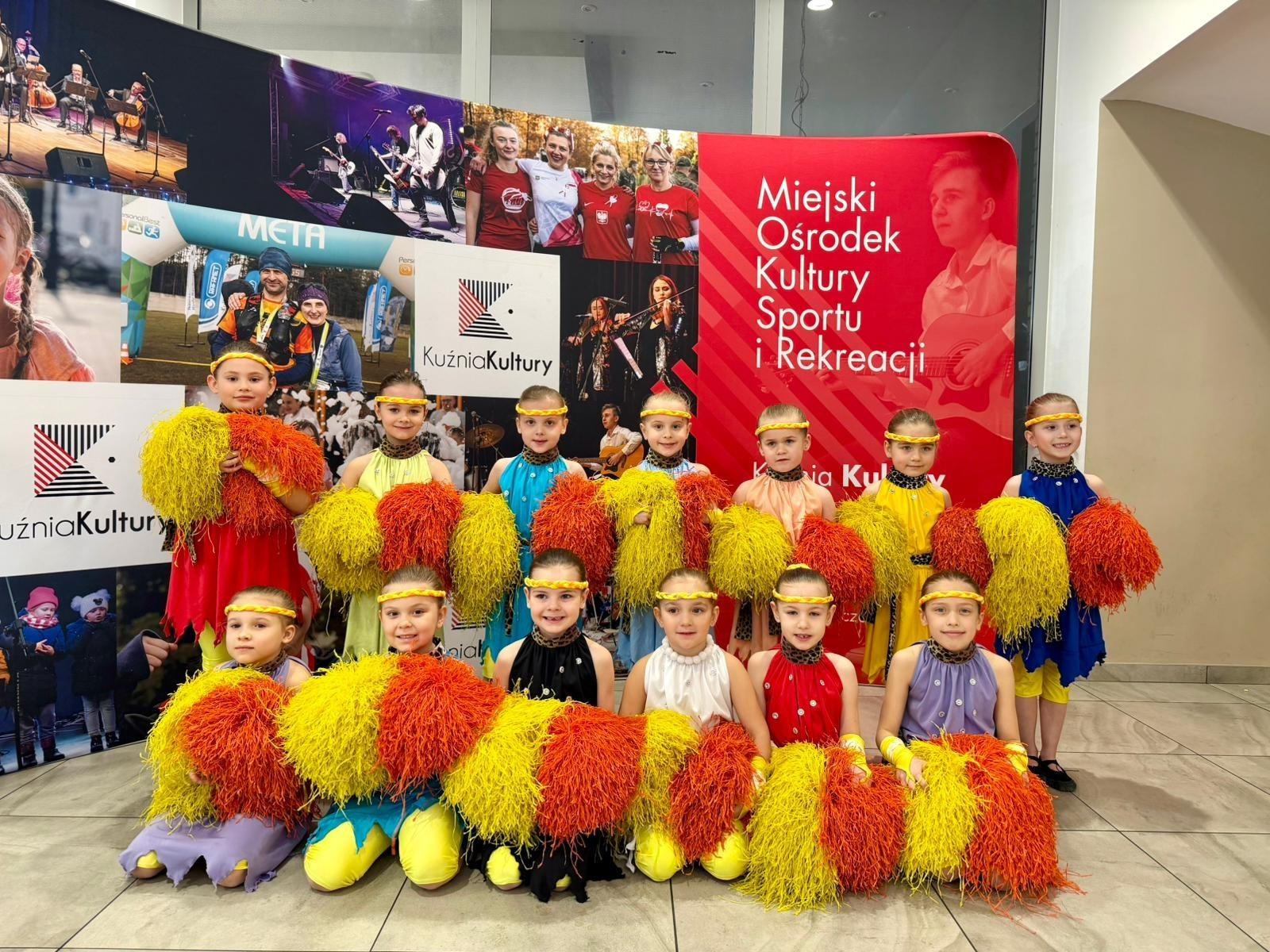 Zdjęcie w galerii na portalu naszraciborz.pl: Stuprocentowa skuteczność mażoretek ZARA wiadomości z regionu