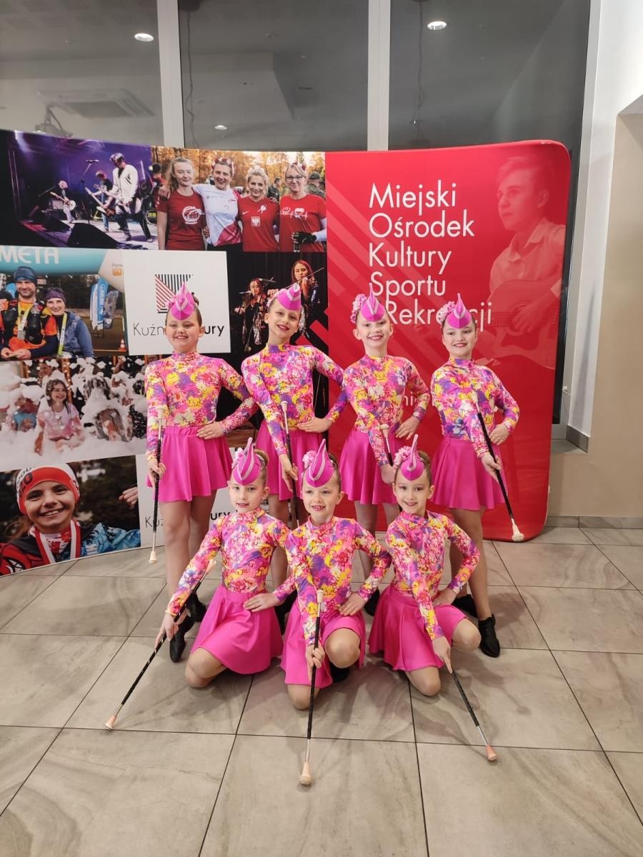 Zdjęcie w galerii na portalu naszraciborz.pl: Stuprocentowa skuteczność mażoretek ZARA wiadomości z regionu