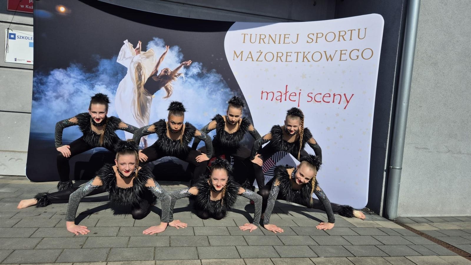 Zdjęcie w galerii na portalu naszraciborz.pl: Stuprocentowa skuteczność mażoretek ZARA wiadomości z regionu