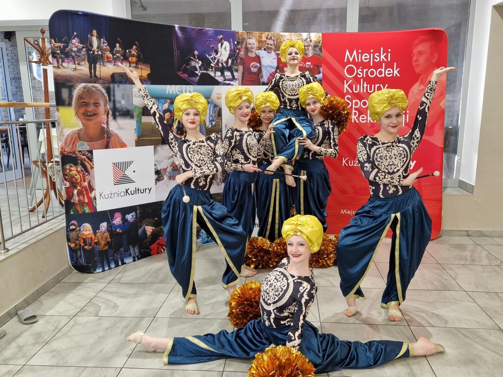 Zdjęcie w galerii na portalu naszraciborz.pl: Stuprocentowa skuteczność mażoretek ZARA wiadomości z regionu