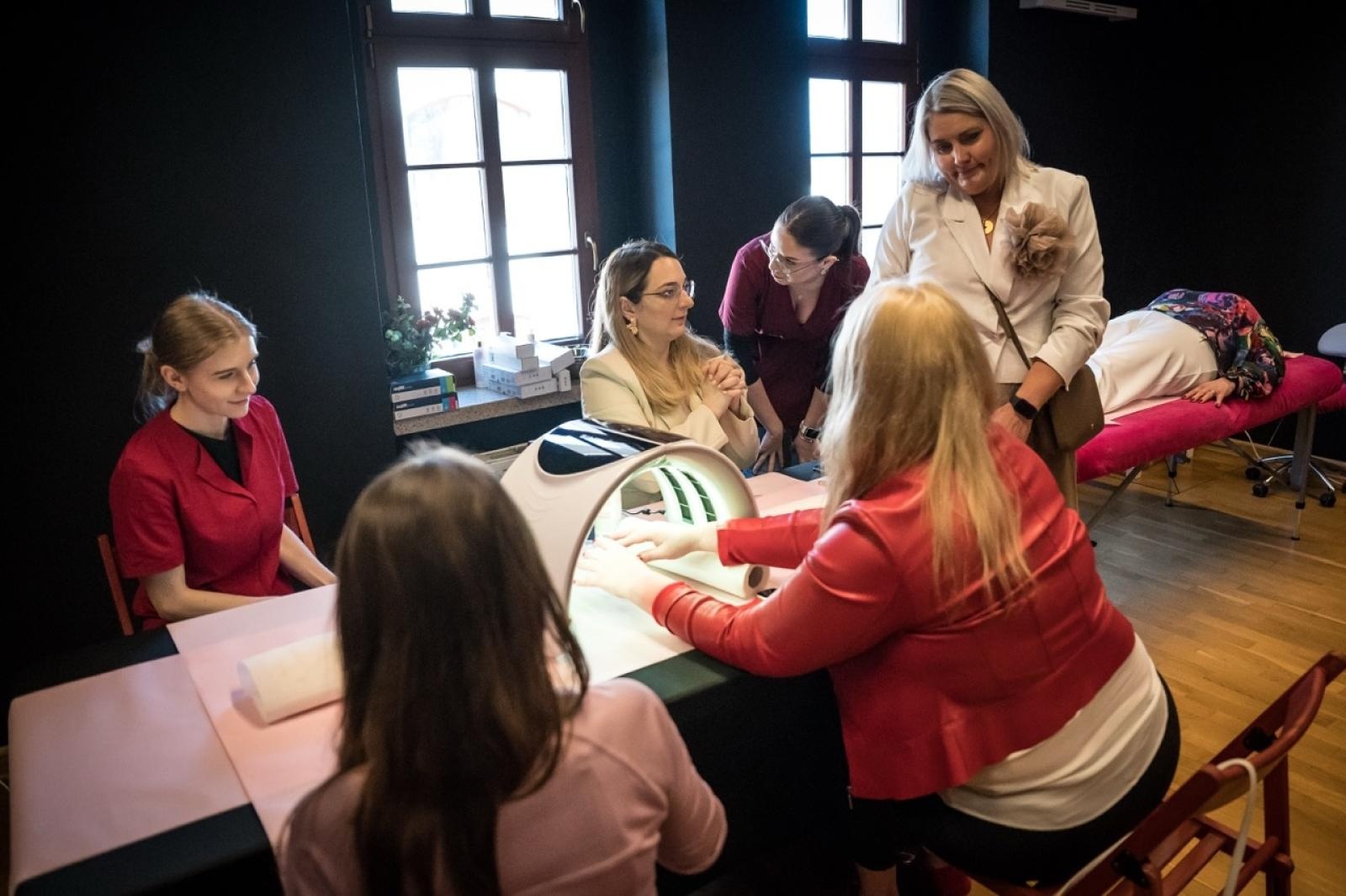 Zdjęcie w galerii na portalu naszraciborz.pl: Jubileuszowe Raciborskie Dni Urody na Zamku Piastowskim wiadomości z regionu