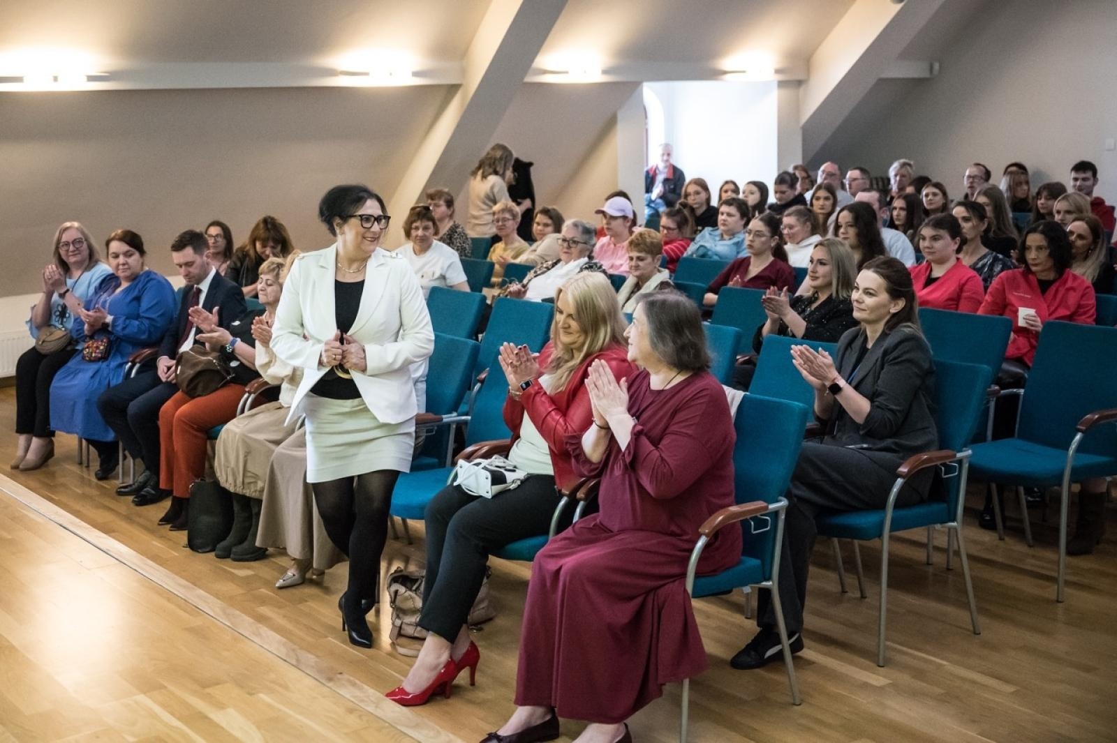 Zdjęcie w galerii na portalu naszraciborz.pl: Jubileuszowe Raciborskie Dni Urody na Zamku Piastowskim wiadomości z regionu