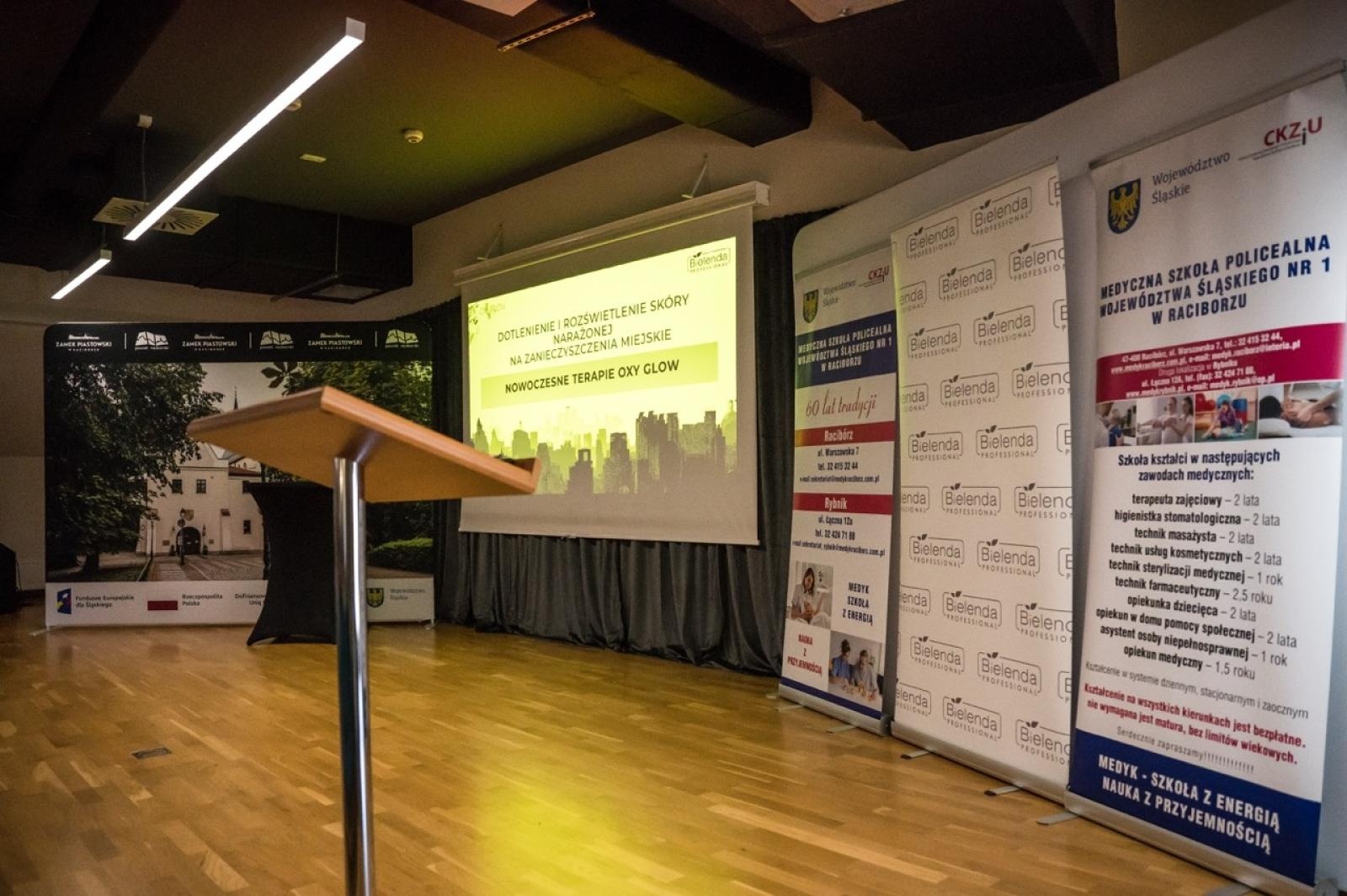 Zdjęcie w galerii na portalu naszraciborz.pl: Jubileuszowe Raciborskie Dni Urody na Zamku Piastowskim wiadomości z regionu