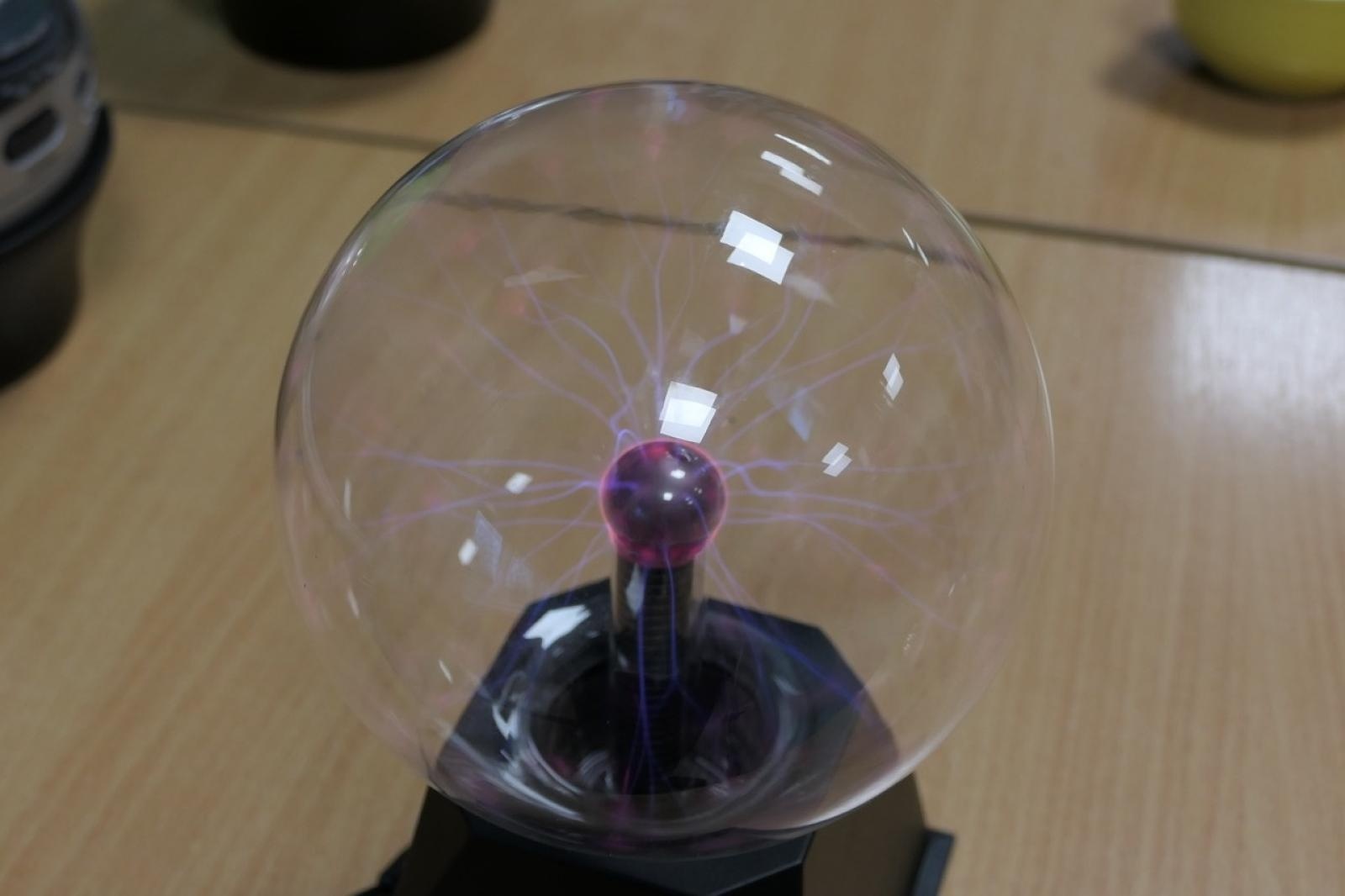 Zdjęcie w galerii na portalu naszraciborz.pl: Ale kosmos! – szkoła zamieniła się w galaktykę atrakcji podczas Dnia Otwartego w SP4 wiadomości z regionu