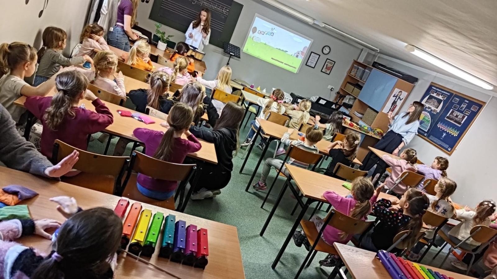 Zdjęcie w galerii na portalu naszraciborz.pl: Dni Otwarte w Szkole Podstawowej nr 13 wiadomości z regionu