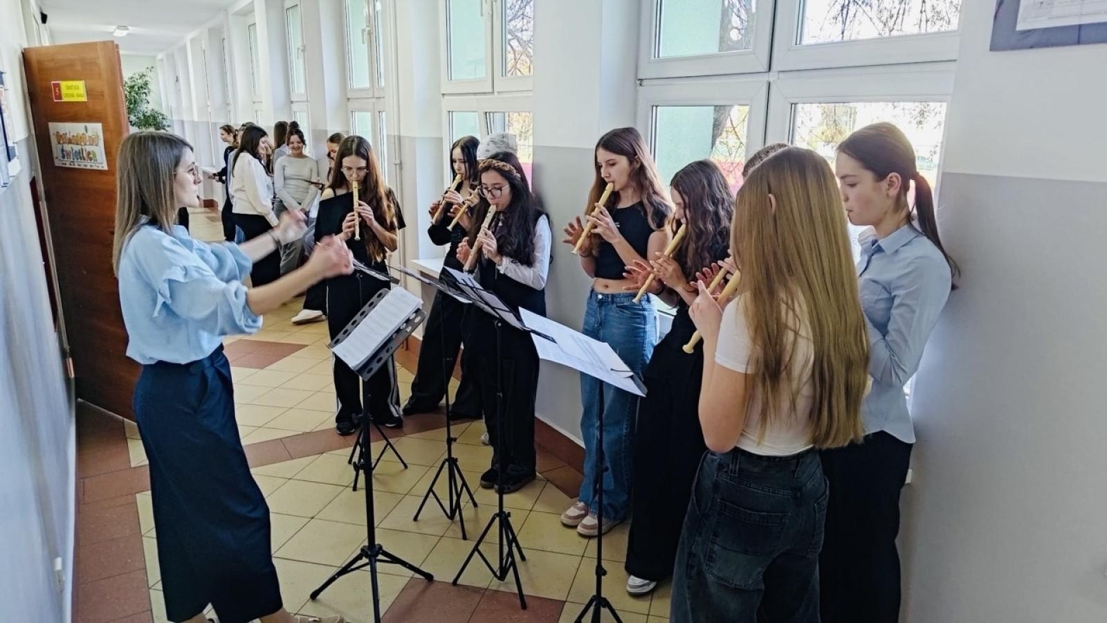 Zdjęcie w galerii na portalu naszraciborz.pl: Dni Otwarte w Szkole Podstawowej nr 13 wiadomości z regionu