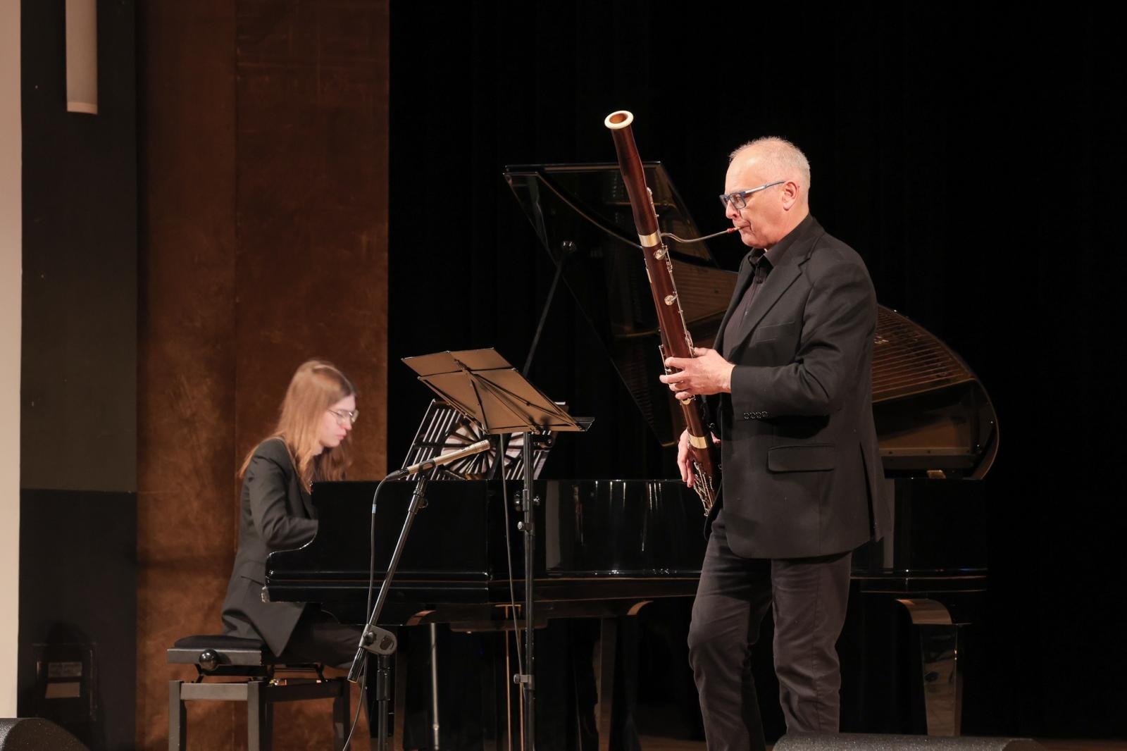 Zdjęcie w galerii na portalu naszraciborz.pl: FAGOT niezwykłym bohaterem koncertów umuzykalniających wiadomości z regionu