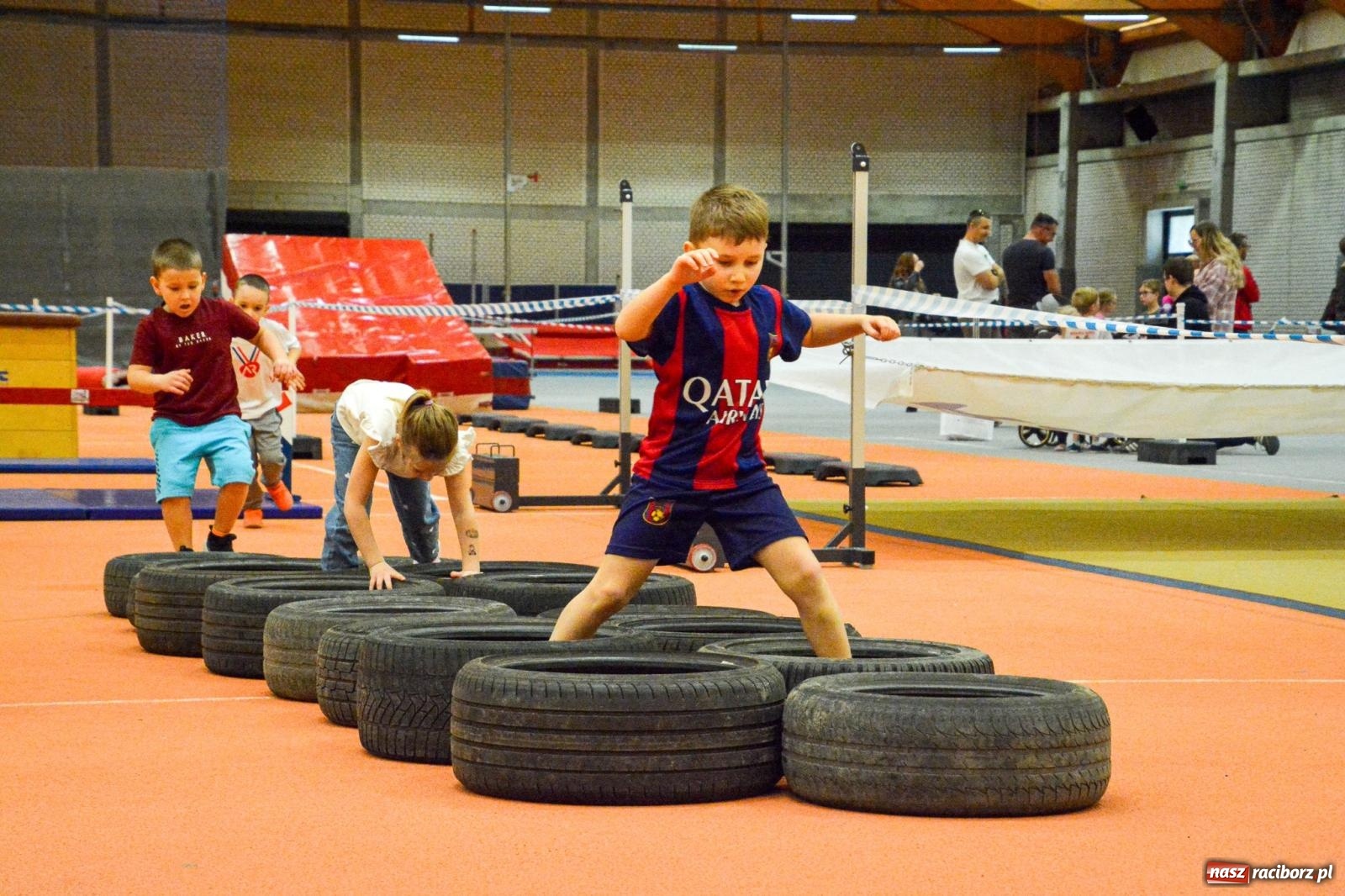 Zdjęcie w galerii na portalu naszraciborz.pl: Raciborski Test Sprawności 2026 przyciągnął dwustu najmłodszych miłośników ruchu wiadomości z regionu
