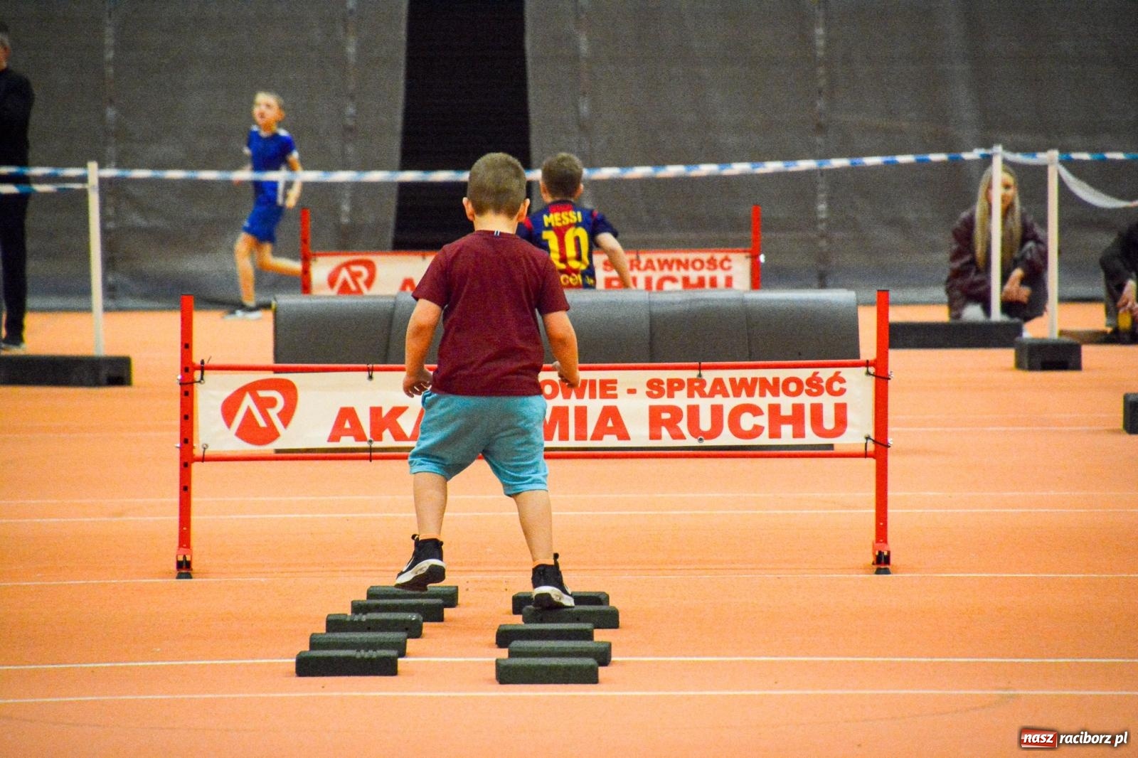 Zdjęcie w galerii na portalu naszraciborz.pl: Raciborski Test Sprawności 2026 przyciągnął dwustu najmłodszych miłośników ruchu wiadomości z regionu